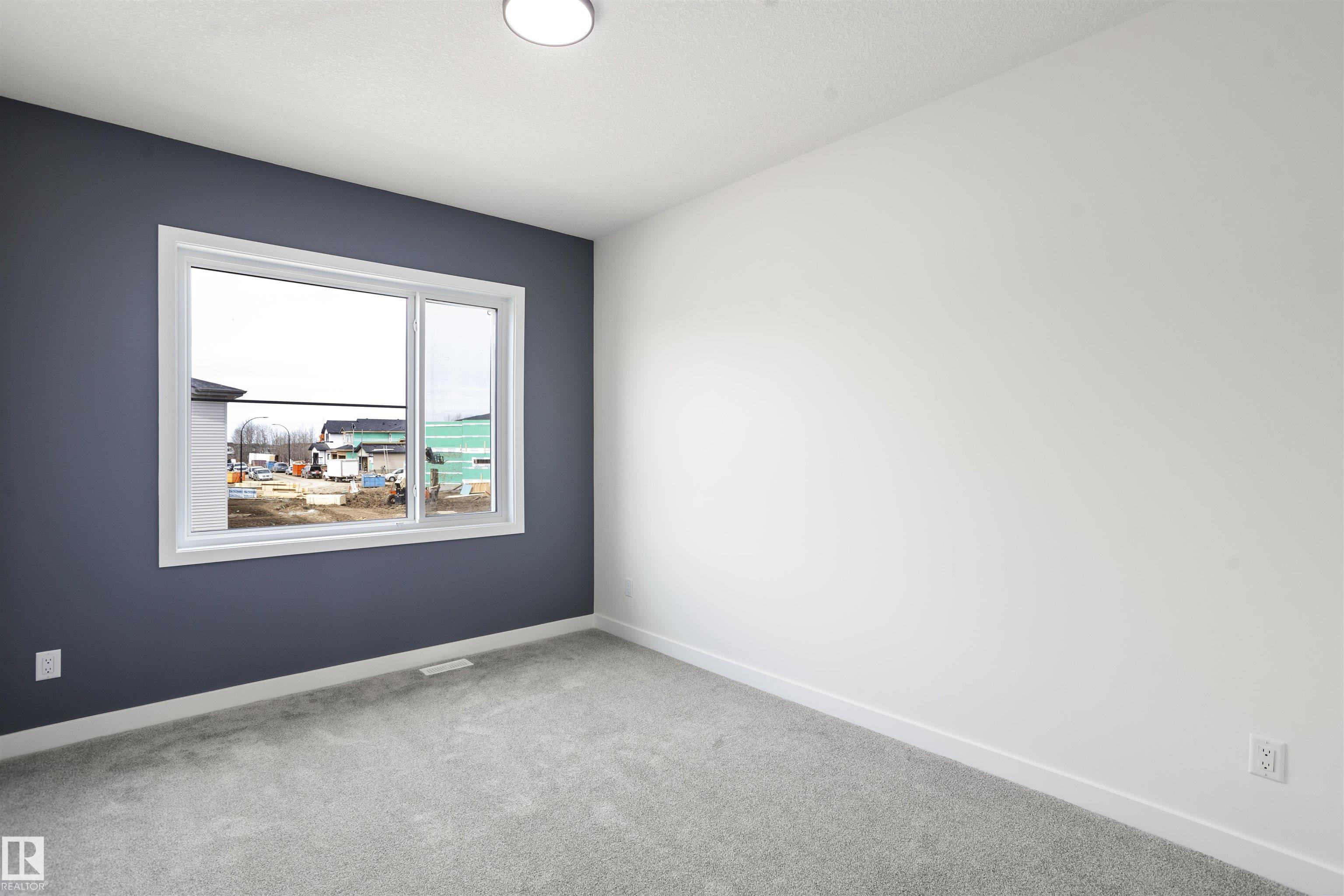 https://zimg.paragon.ice.com/ParagonImages/Property/PM/RAE/225398335/29/0/0/bcda511a9c2a10c5eae74ebf93c7d979/1/f2bf2e5007a31aaba1d17b87b61c095b/225398335-e28d838c-e12b-4fab-a50c-b60fd89b4731.JPG