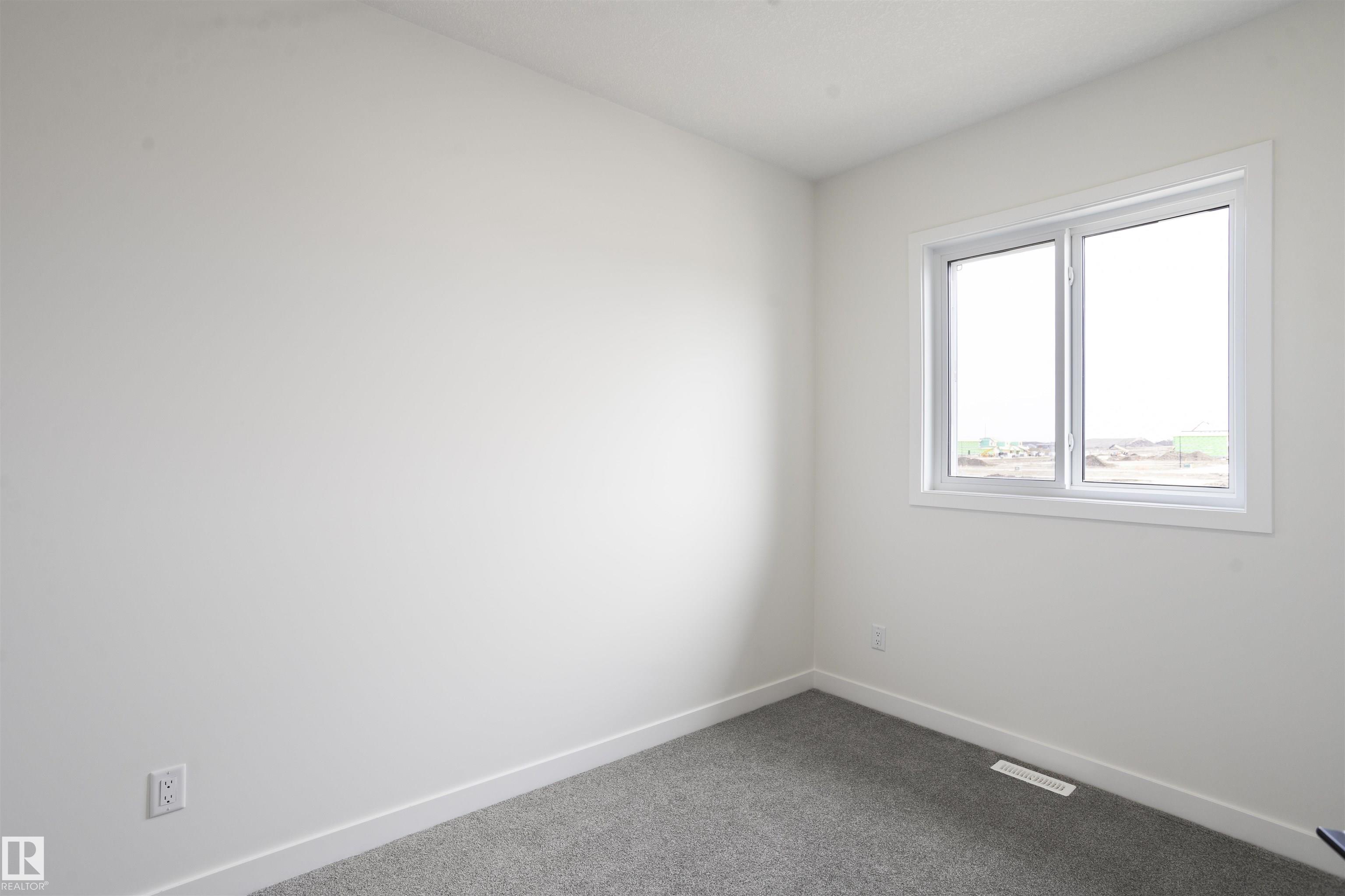 https://zimg.paragon.ice.com/ParagonImages/Property/PM/RAE/225398335/39/0/0/344c439444551ed549cf1c1a5b023c20/1/f2bf2e5007a31aaba1d17b87b61c095b/225398335-382caf3a-f2a9-42bc-b9f2-2ff8a43c0ee6.JPG