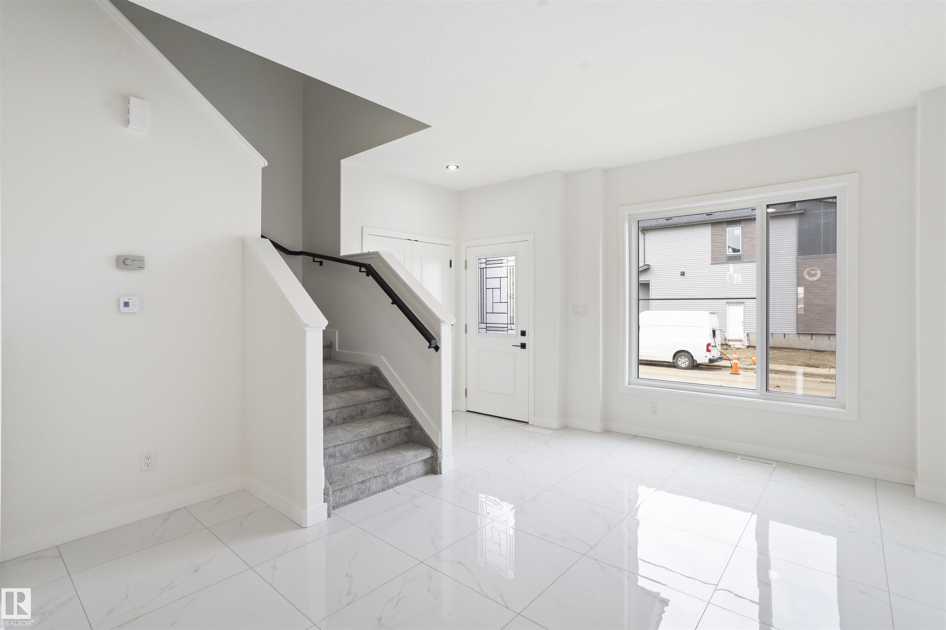 Picture for 723 30 ST SW