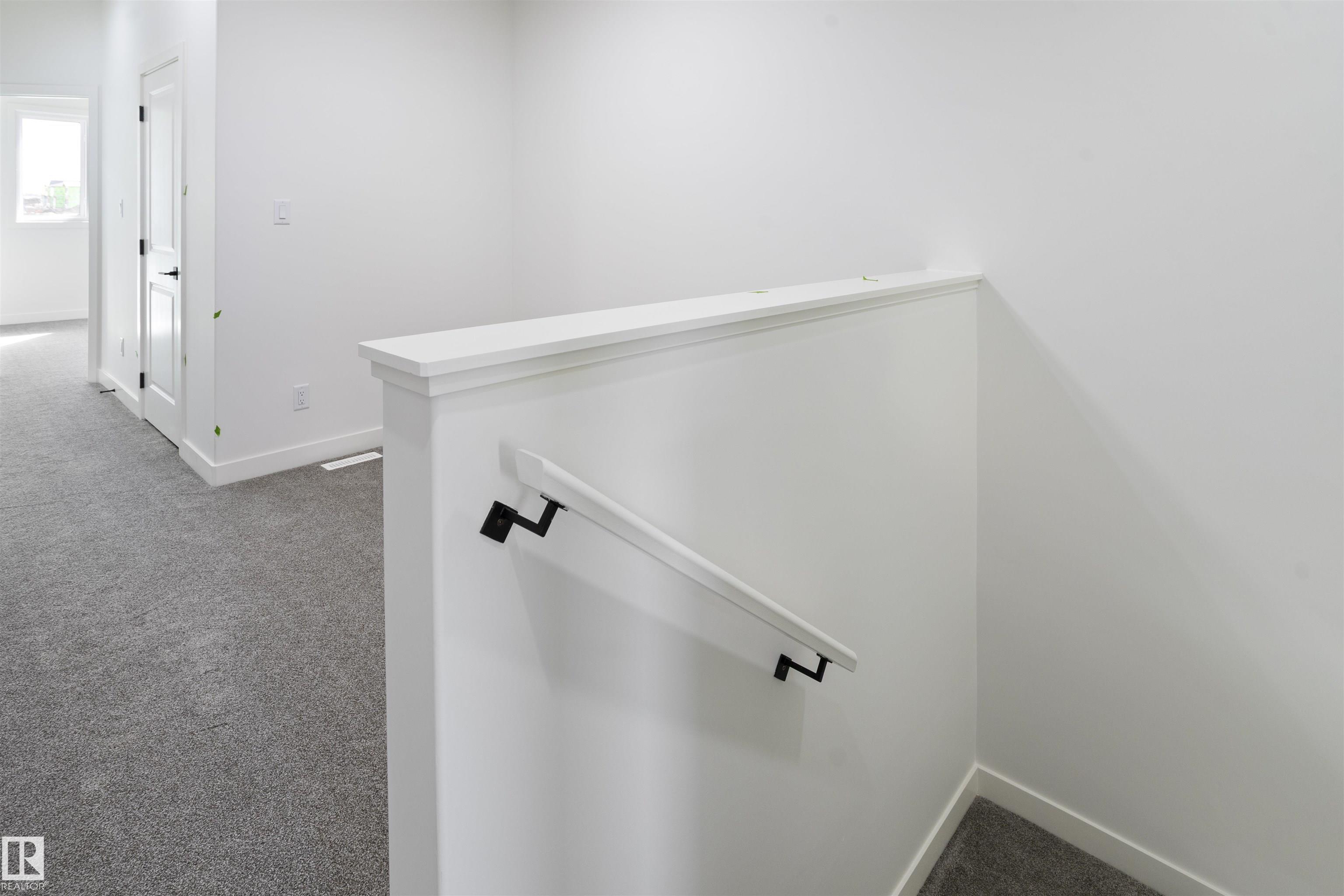 https://zimg.paragon.ice.com/ParagonImages/Property/PM/RAE/225398336/28/0/0/d42902458902a602c2cff138ff0a0d02/1/7eb930d92084d5d21f410cebc9ee4379/225398336-e46d5de0-7c56-4929-8c65-0eddfd41b07a.JPG