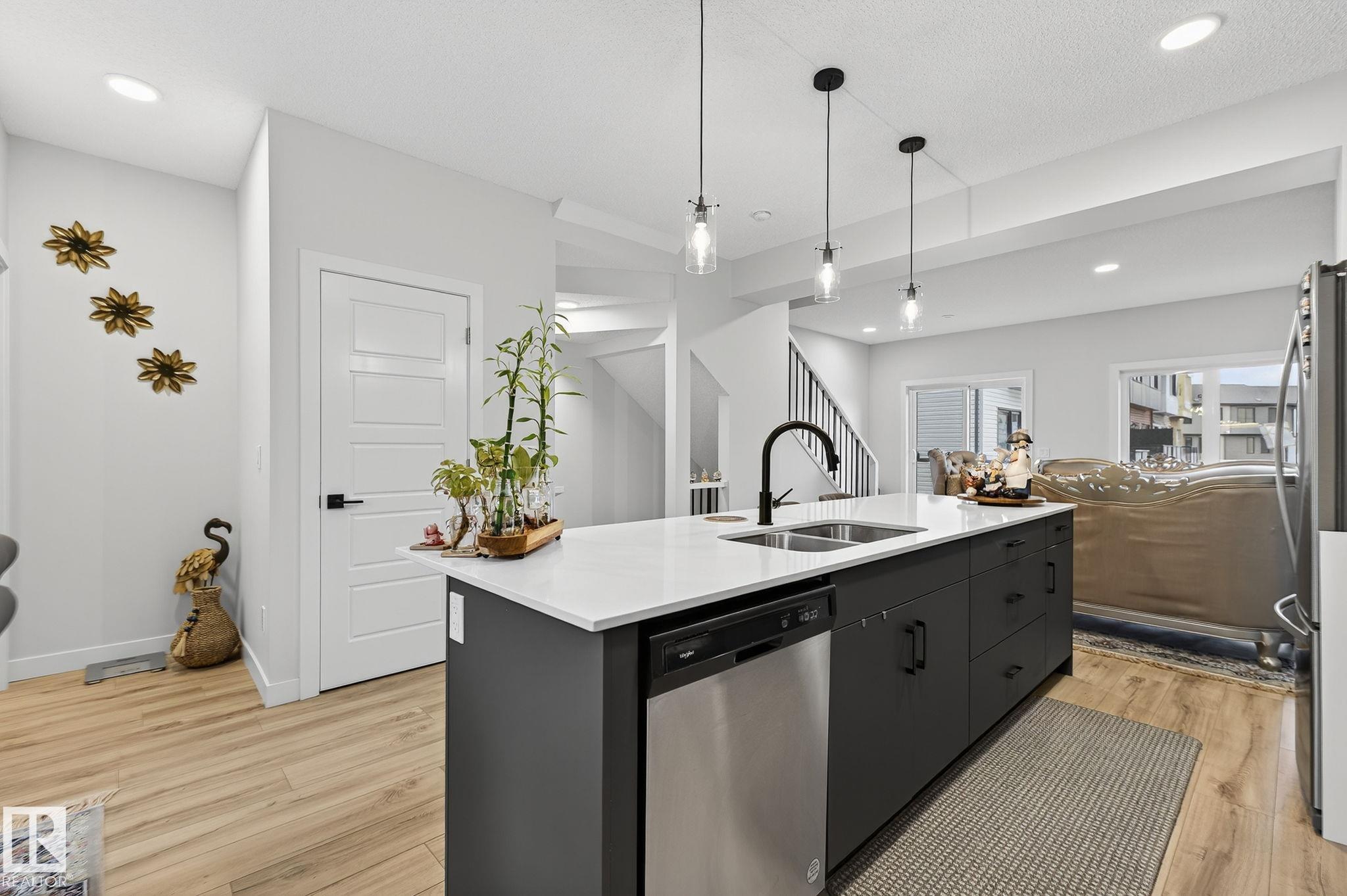 Photo 12 at 72 - 11910 35 Avenue SW, Heritage Valley Town Centre Area, Edmonton