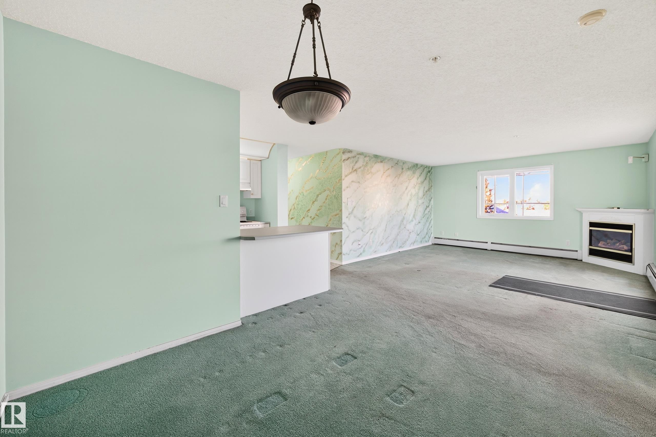 https://zimg.paragon.ice.com/ParagonImages/Property/PM/RAE/225398344/13/0/0/f1978e67a84f6b345009872301c1aaf9/1/39d693f7d6c05066a168696599dfdd07/225398344-EF592687-C898-41FD-8607-2751956A0D1A.JPG