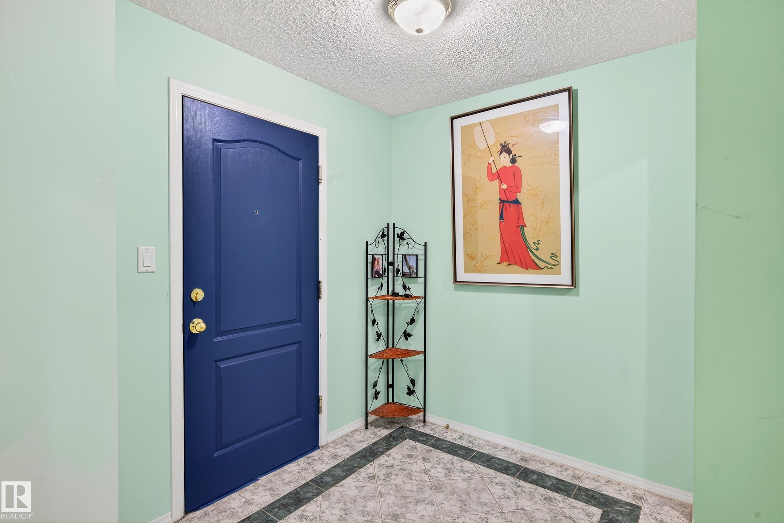 https://zimg.paragon.ice.com/ParagonImages/Property/PM/RAE/225398344/22/0/0/6f44928e05388e5588430c1d43180233/1/39d693f7d6c05066a168696599dfdd07/225398344-1FAB2112-F431-481F-B0F9-4FEDBE1717A4.JPG