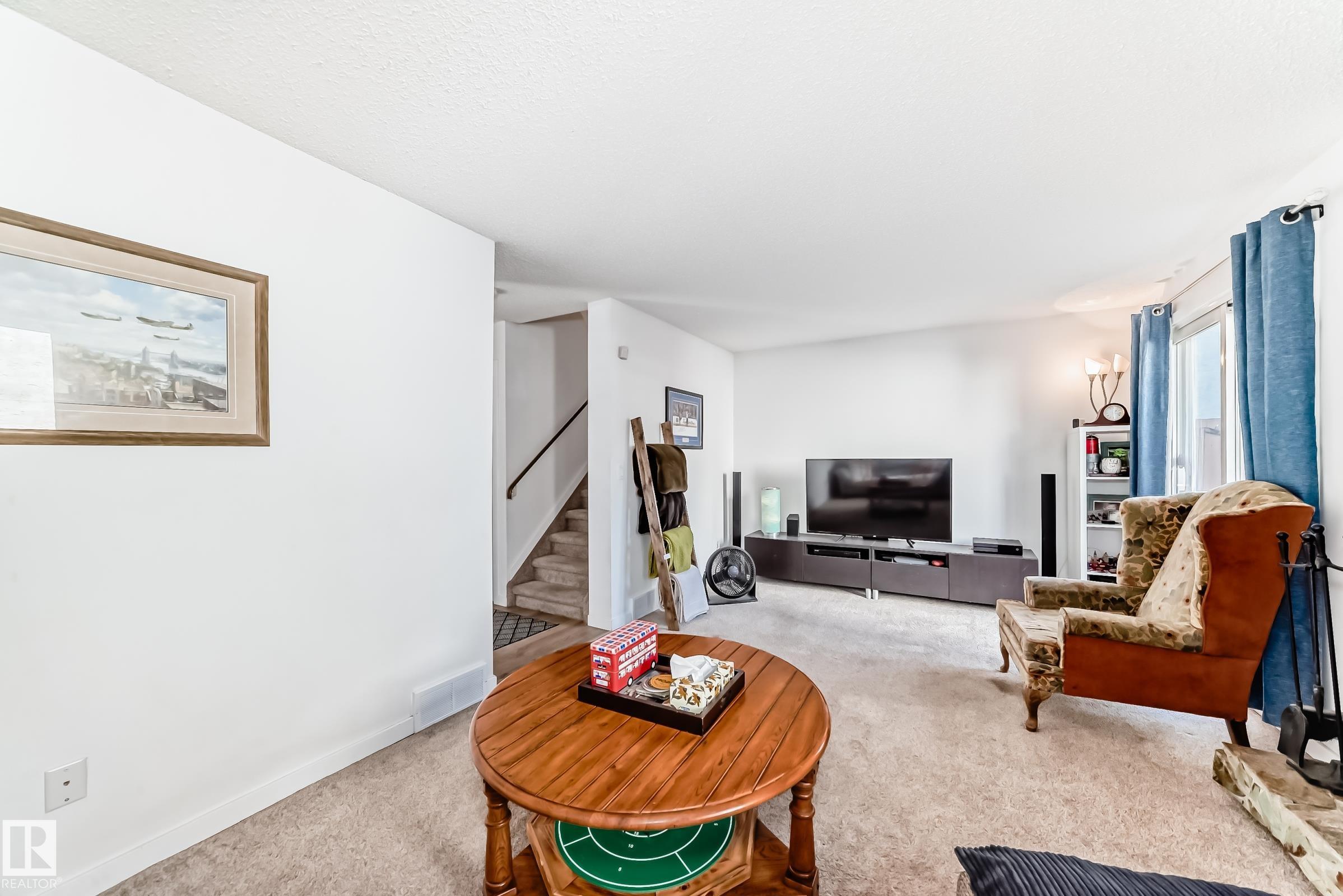 Photo 13 at 18611 66 Avenue NW, Ormsby Place, Edmonton