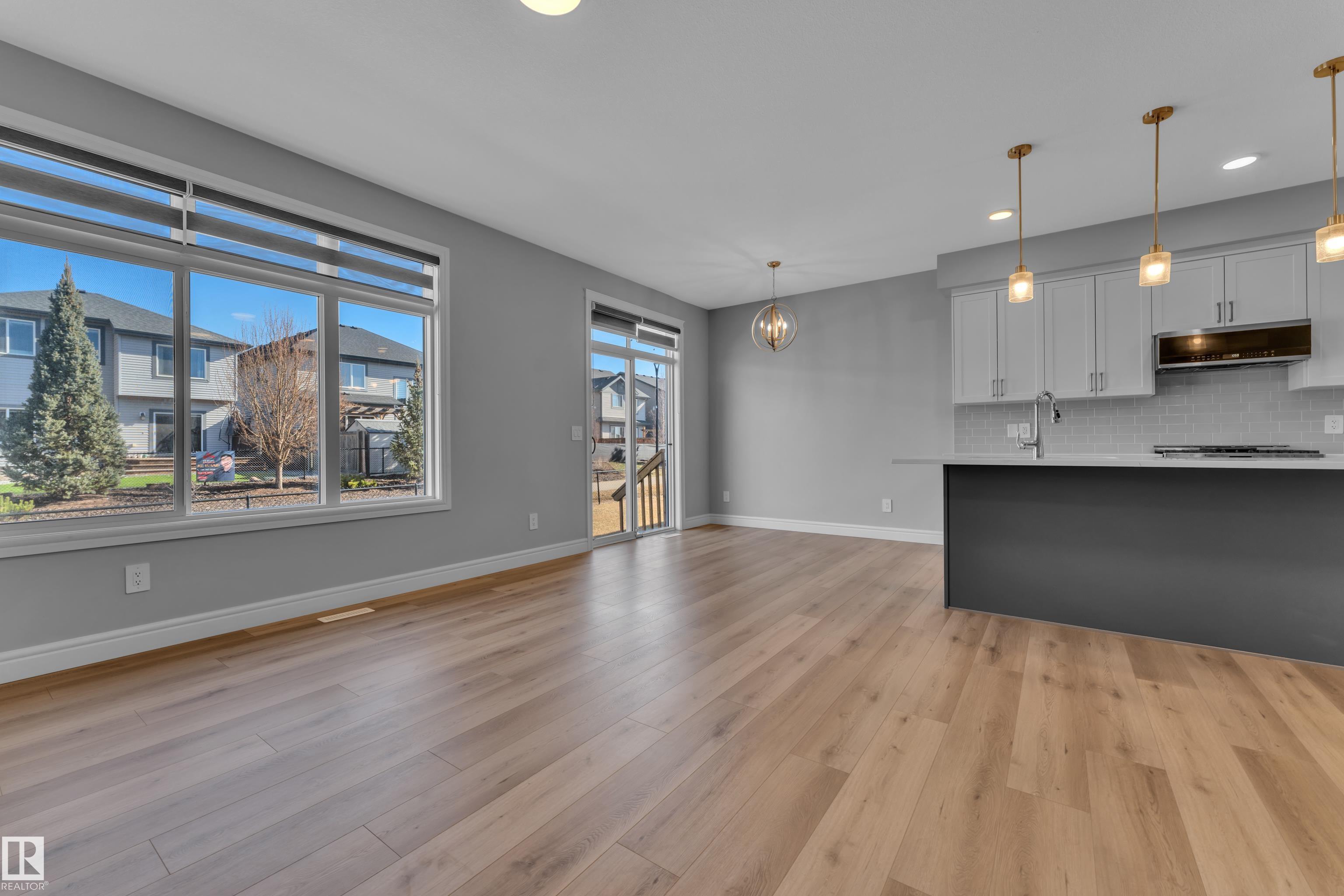 Photo 7 at 16222 19 Avenue SW, Glenridding Heights, Edmonton