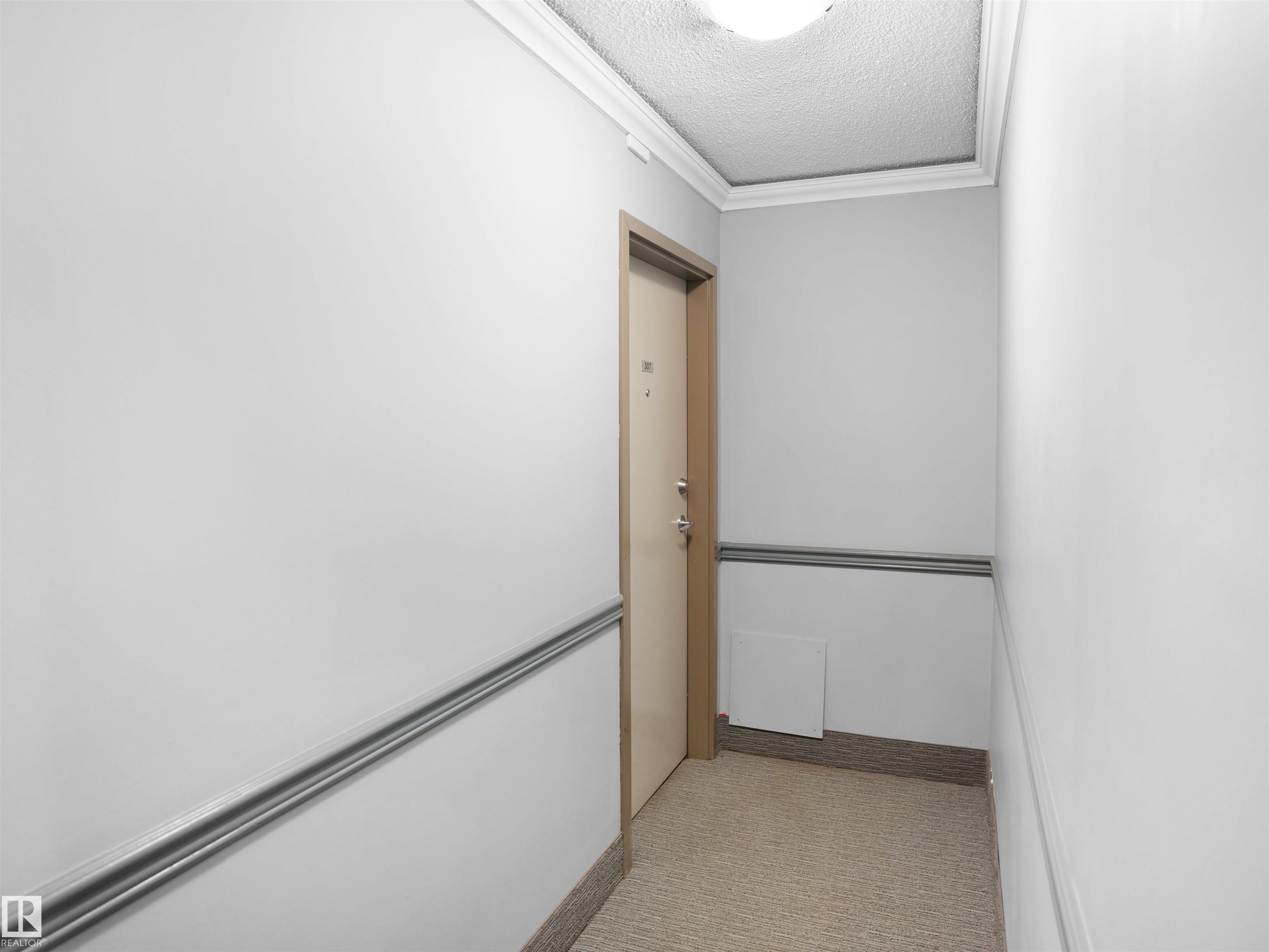 https://zimg.paragon.ice.com/ParagonImages/Property/PM/RAE/225398362/14/0/0/5d536af9e7f5b9f26e5451fabdea8461/1/0fc0de42fc9ba73109314eed0b7ada45/225398362-241b7c79-bbbd-4f9d-bb51-f26bab4dafff.JPG