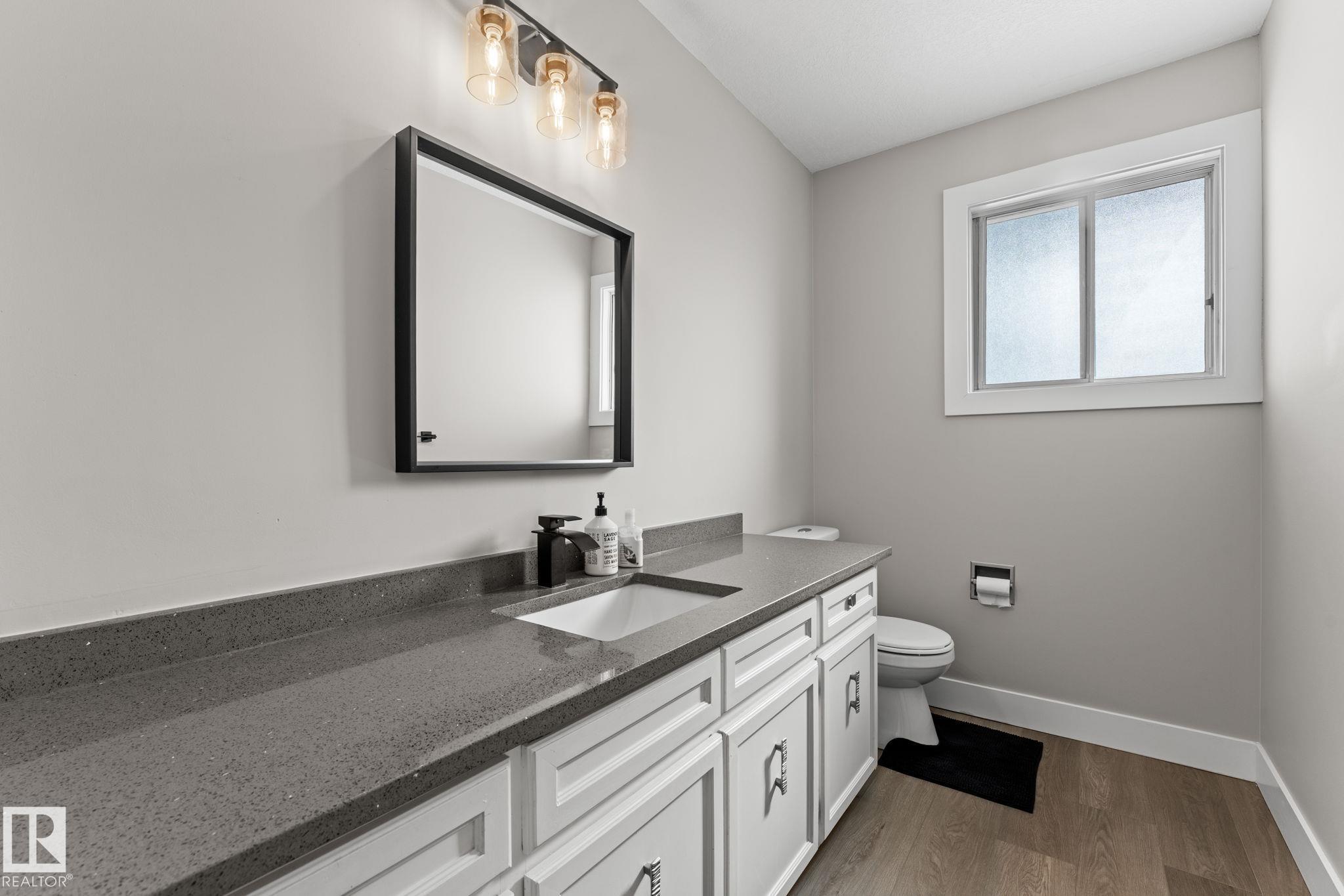 Photo 25 at 10673 161 Avenue NW, Beaumaris, Edmonton