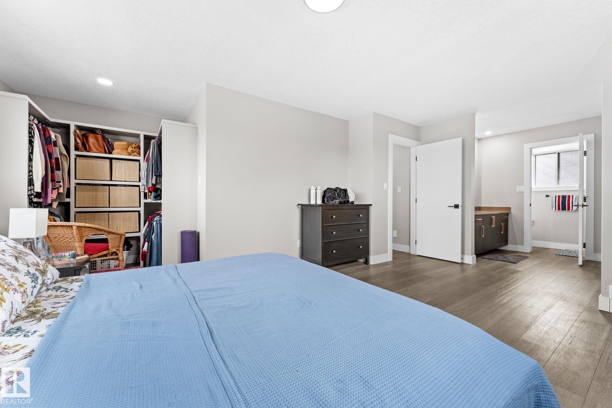Photo 34 at 10673 161 Avenue NW, Beaumaris, Edmonton