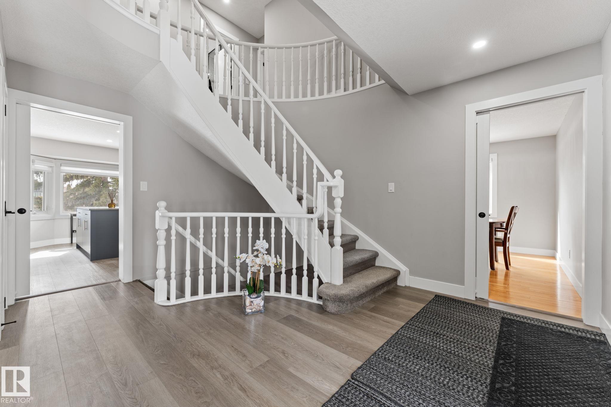 Photo 5 at 10673 161 Avenue NW, Beaumaris, Edmonton