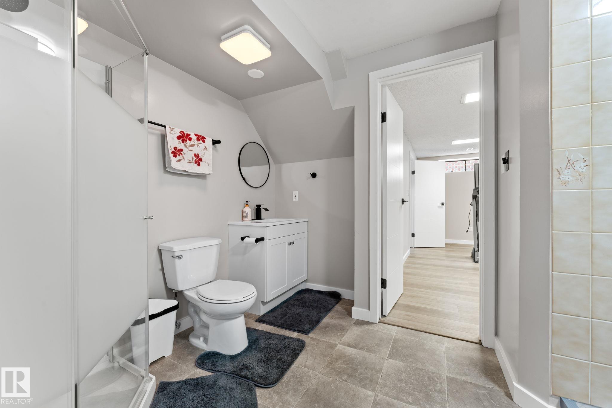 Photo 42 at 10673 161 Avenue NW, Beaumaris, Edmonton