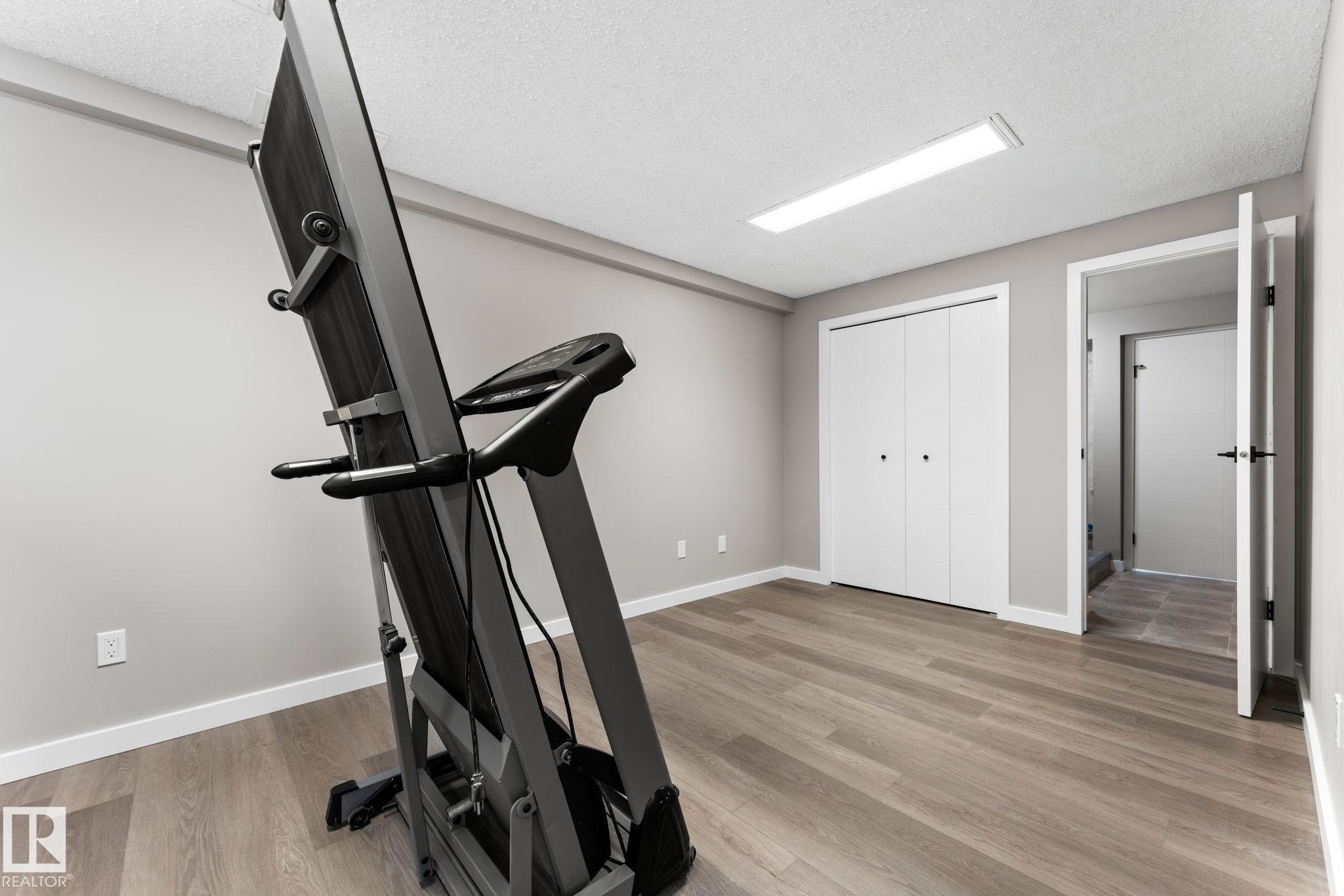 Photo 45 at 10673 161 Avenue NW, Beaumaris, Edmonton