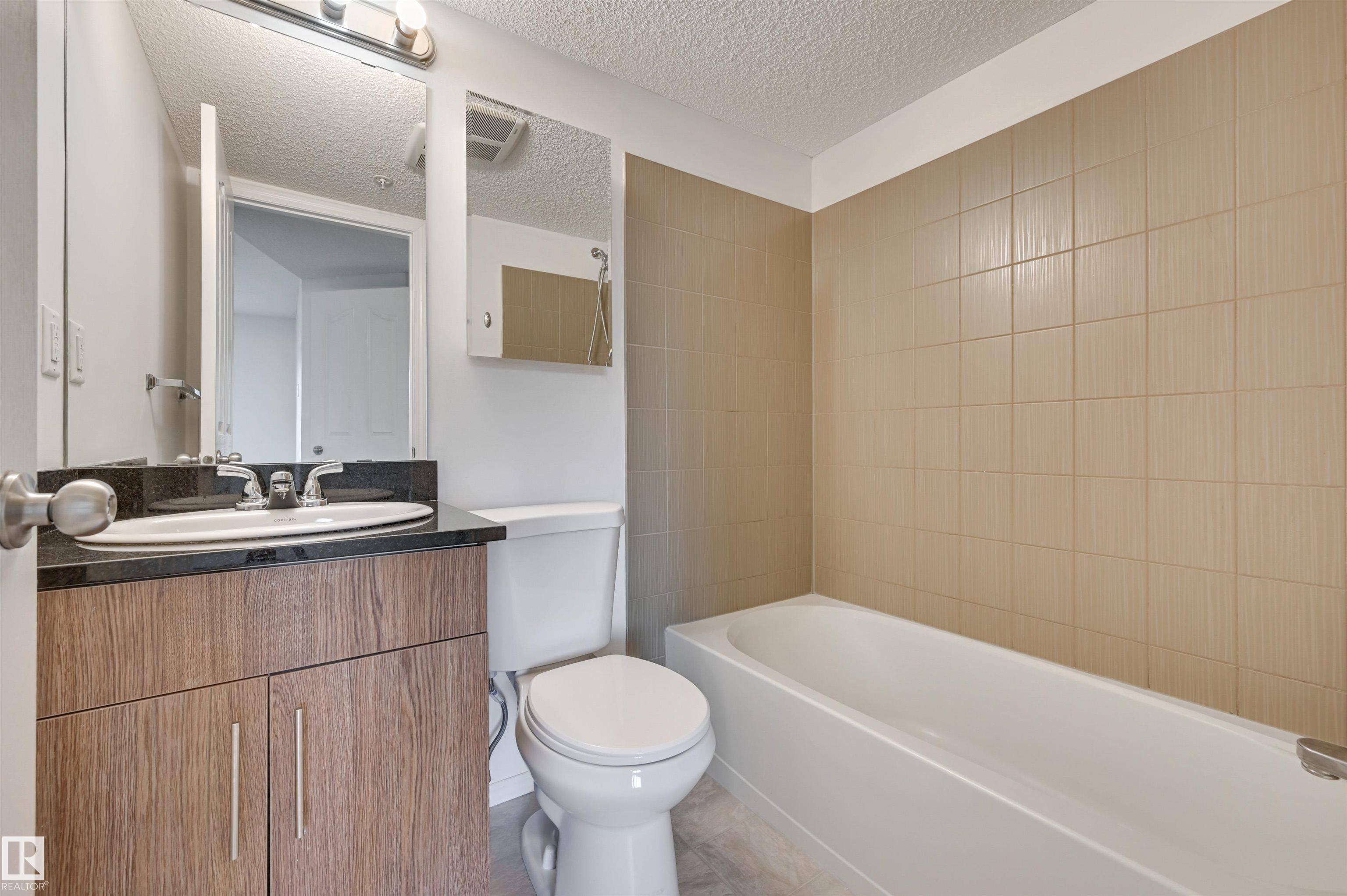 https://zimg.paragon.ice.com/ParagonImages/Property/PM/RAE/225398381/10/0/0/55bbace9bbd12f813402c07b08539ea4/1/dd68f31fe765de260587cf74424e47bf/225398381-67F57D0D-CAF1-45A3-8E3A-E4F874F8D971.JPG