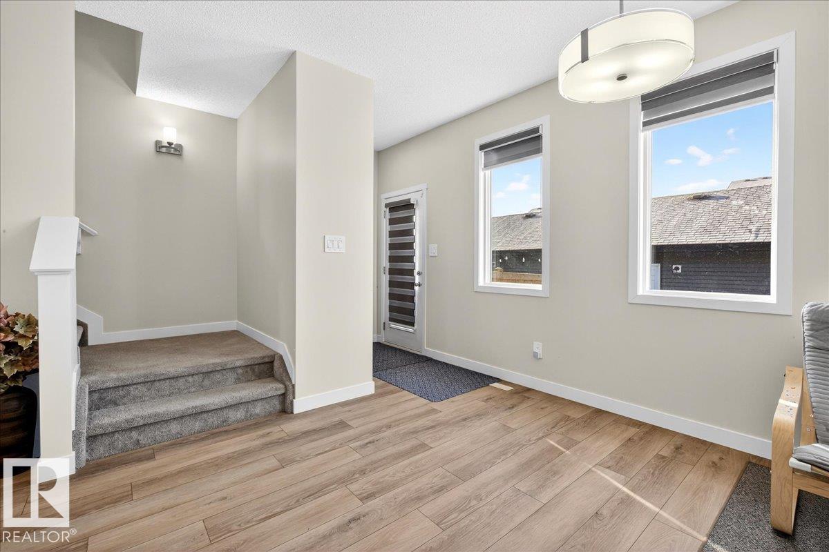Photo 10 at 5315 22 Avenue SW, Walker, Edmonton