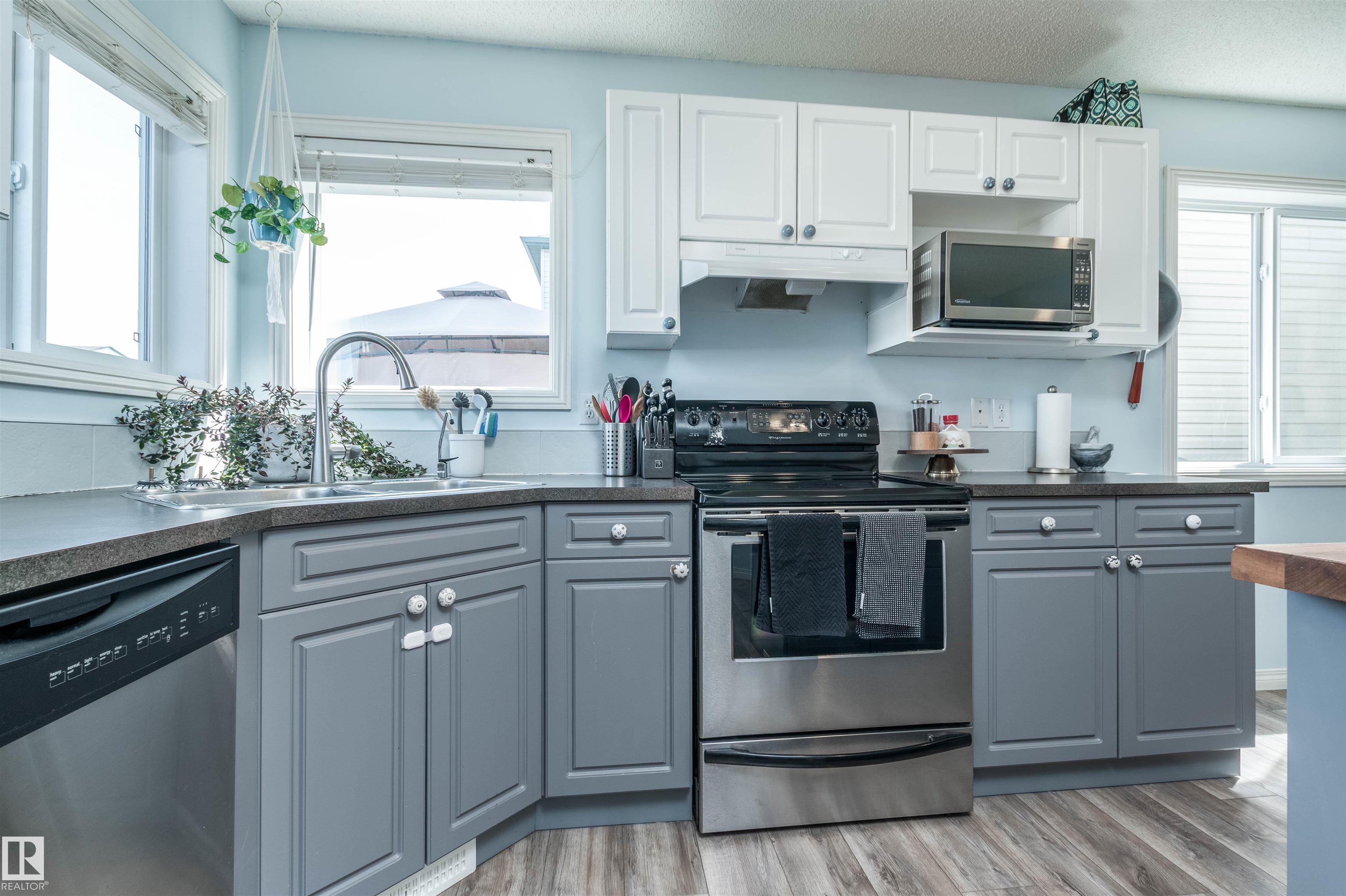 https://zimg.paragon.ice.com/ParagonImages/Property/PM/RAE/225398391/11/0/0/e42d35b202cfb90455c829debebdb2ab/1/ca31f3c28e41b32890844c215f28a5ba/225398391-3b5e8d26-7476-431b-be75-d5f961dc9d9b.JPG