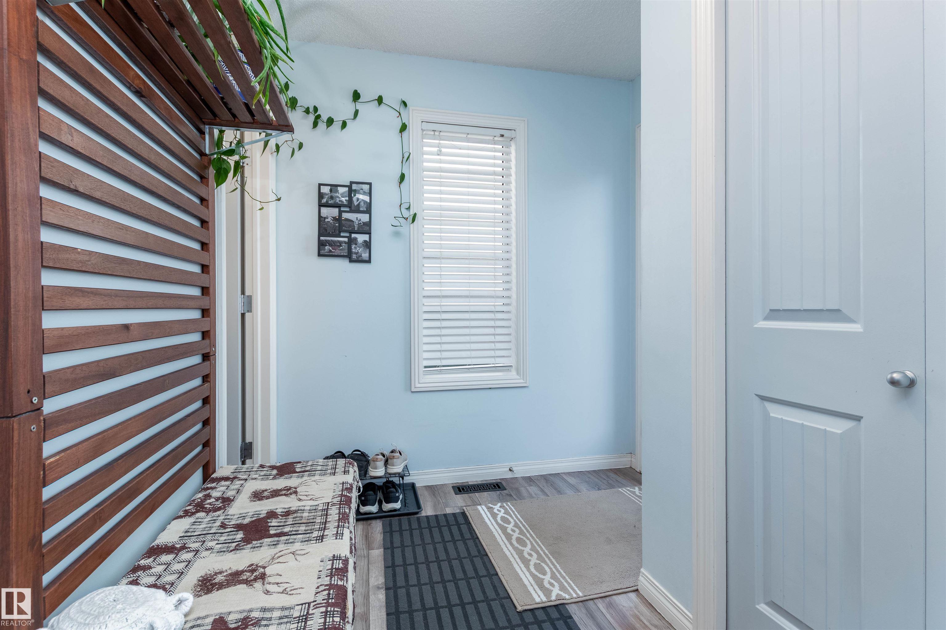 https://zimg.paragon.ice.com/ParagonImages/Property/PM/RAE/225398391/14/0/0/d8733812b492c137cabc17ba9dd6e2ac/1/ca31f3c28e41b32890844c215f28a5ba/225398391-cf32eb8e-bdb4-46c9-ba3d-4a1ceab46754.JPG