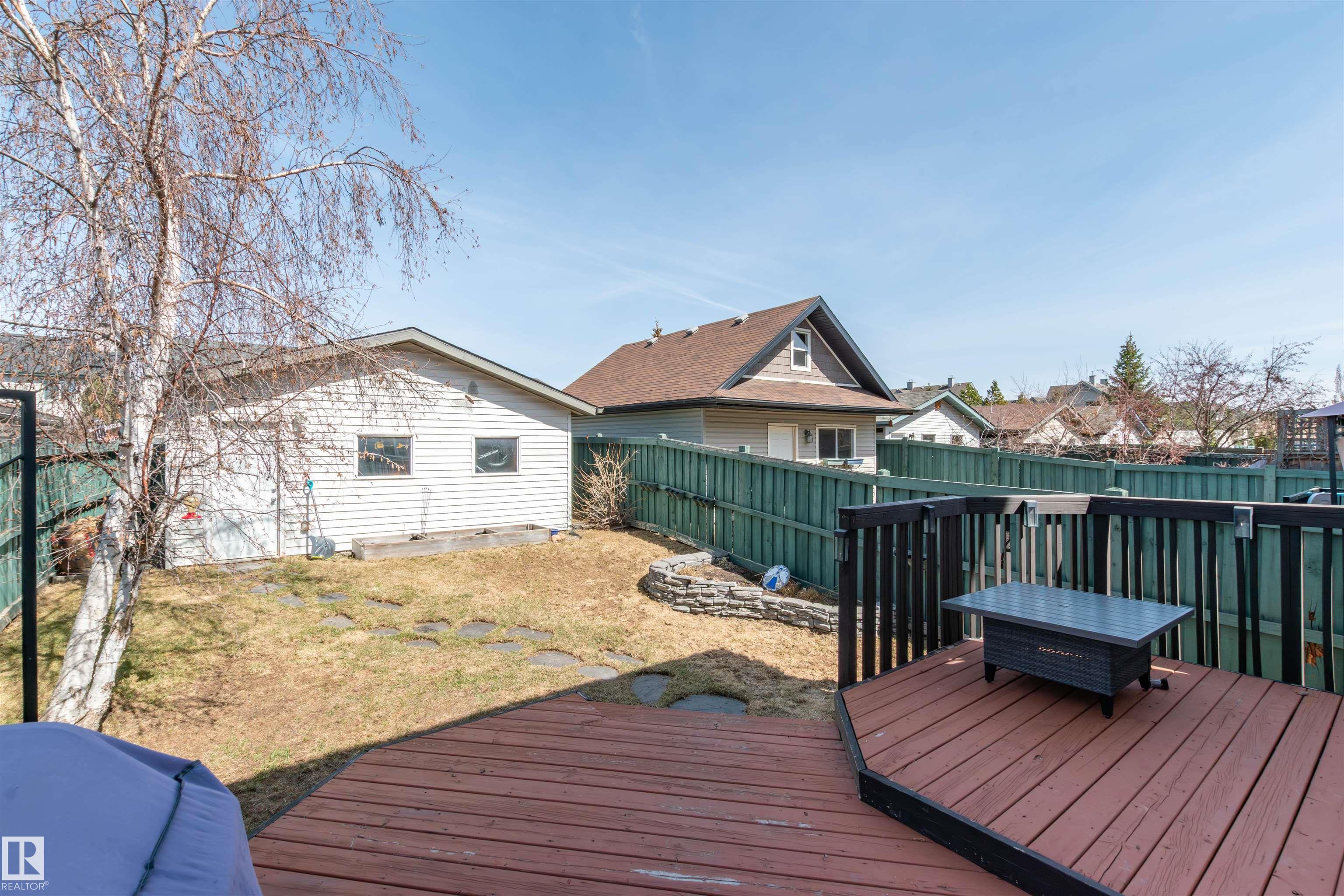 https://zimg.paragon.ice.com/ParagonImages/Property/PM/RAE/225398391/39/0/0/cfb28fb9eb16370412d687e7dfd92f80/1/ca31f3c28e41b32890844c215f28a5ba/225398391-772288a2-84c8-481c-94d4-724675b34459.JPG