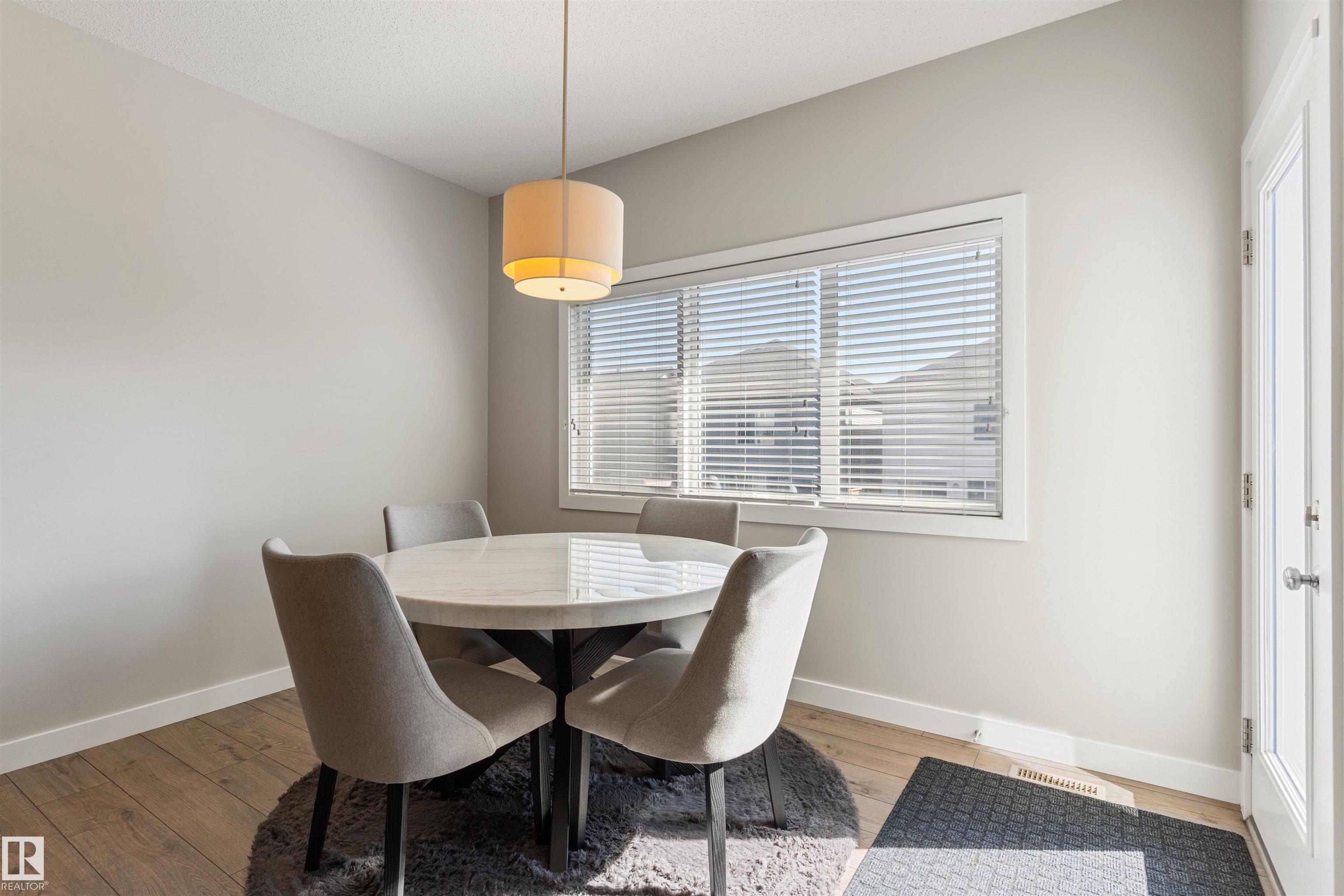 https://zimg.paragon.ice.com/ParagonImages/Property/PM/RAE/225398392/12/0/0/67b24dc93f9644c40d12c2ed3c69f288/1/99b6c8d11738e9a59b223b70464bd06c/225398392-712dc814-52fc-4012-a7eb-1ed126e462f8.JPG