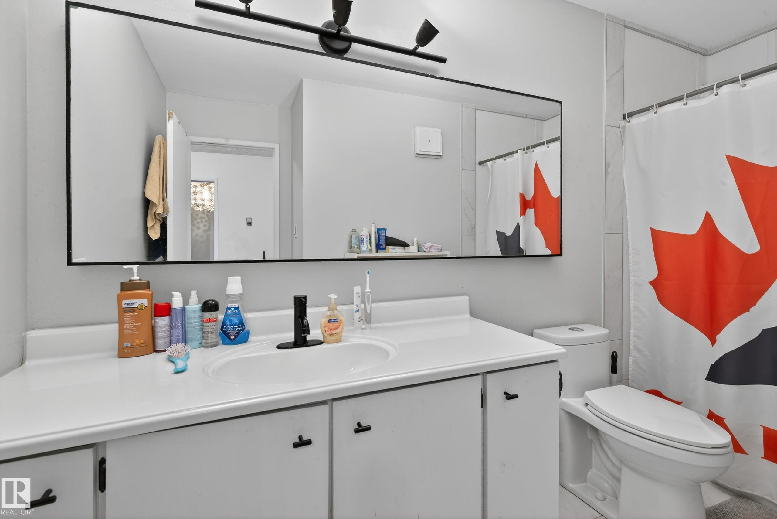 Photo 11 at 1 - 13454 Fort Road NW, Belvedere, Edmonton