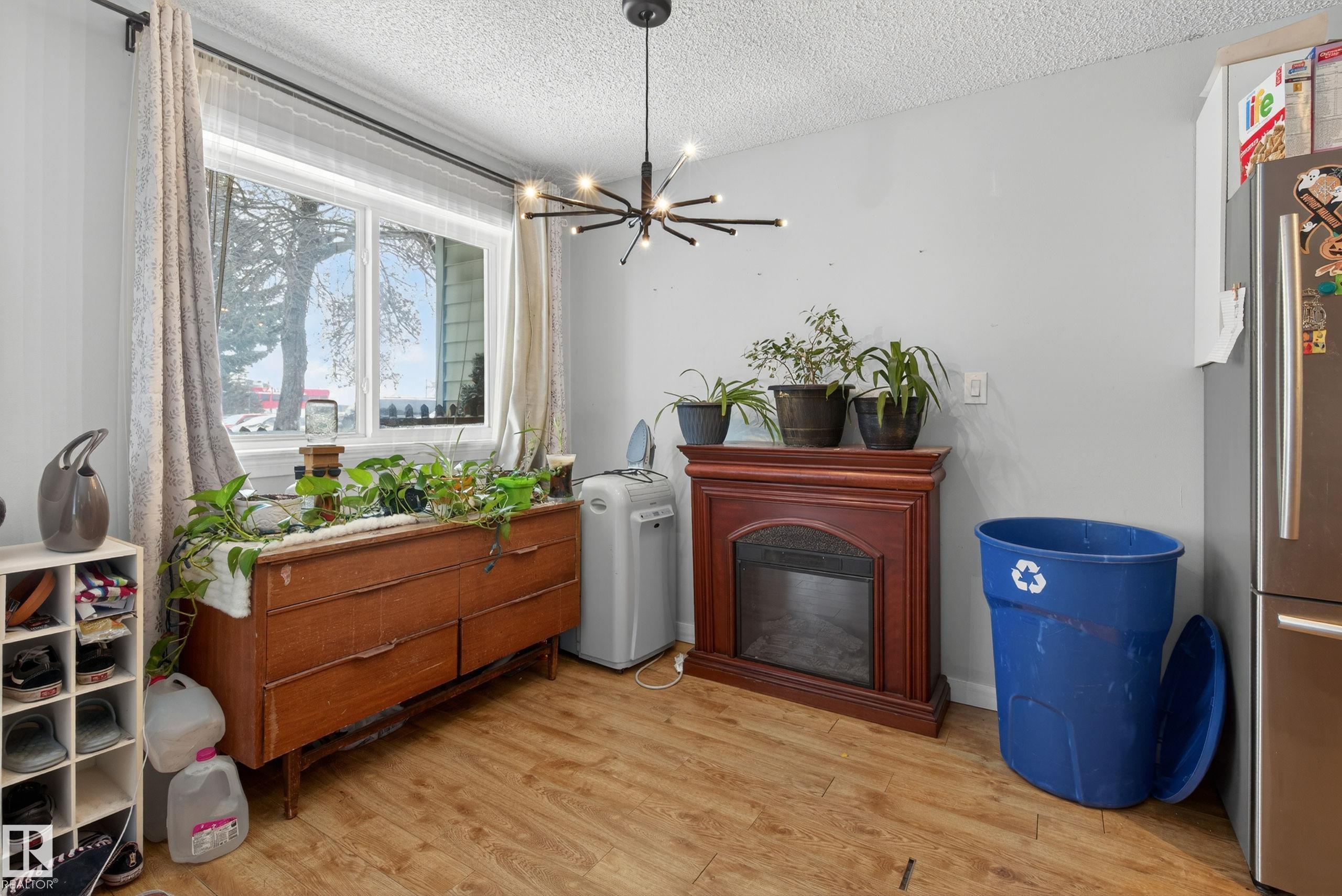 Photo 9 at 1 - 13454 Fort Road NW, Belvedere, Edmonton