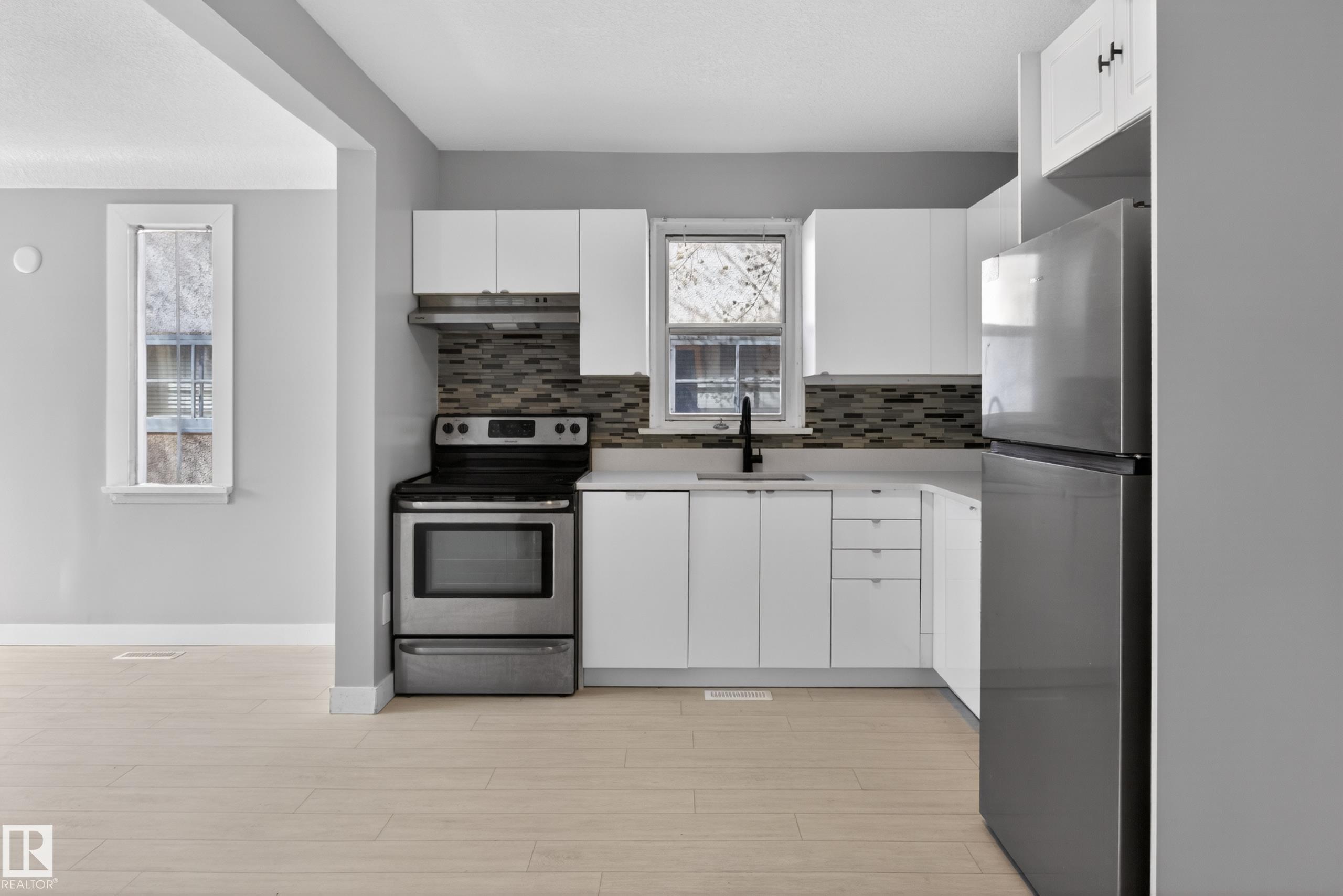 https://zimg.paragon.ice.com/ParagonImages/Property/PM/RAE/225398402/11/0/0/a3681cbf246be5da071eb51e6bde3a04/1/22c39aea9719be569fb334da1d9d4fd9/225398402-0b8a695c-74ec-4727-9a6b-3d3c16ee8546.JPG