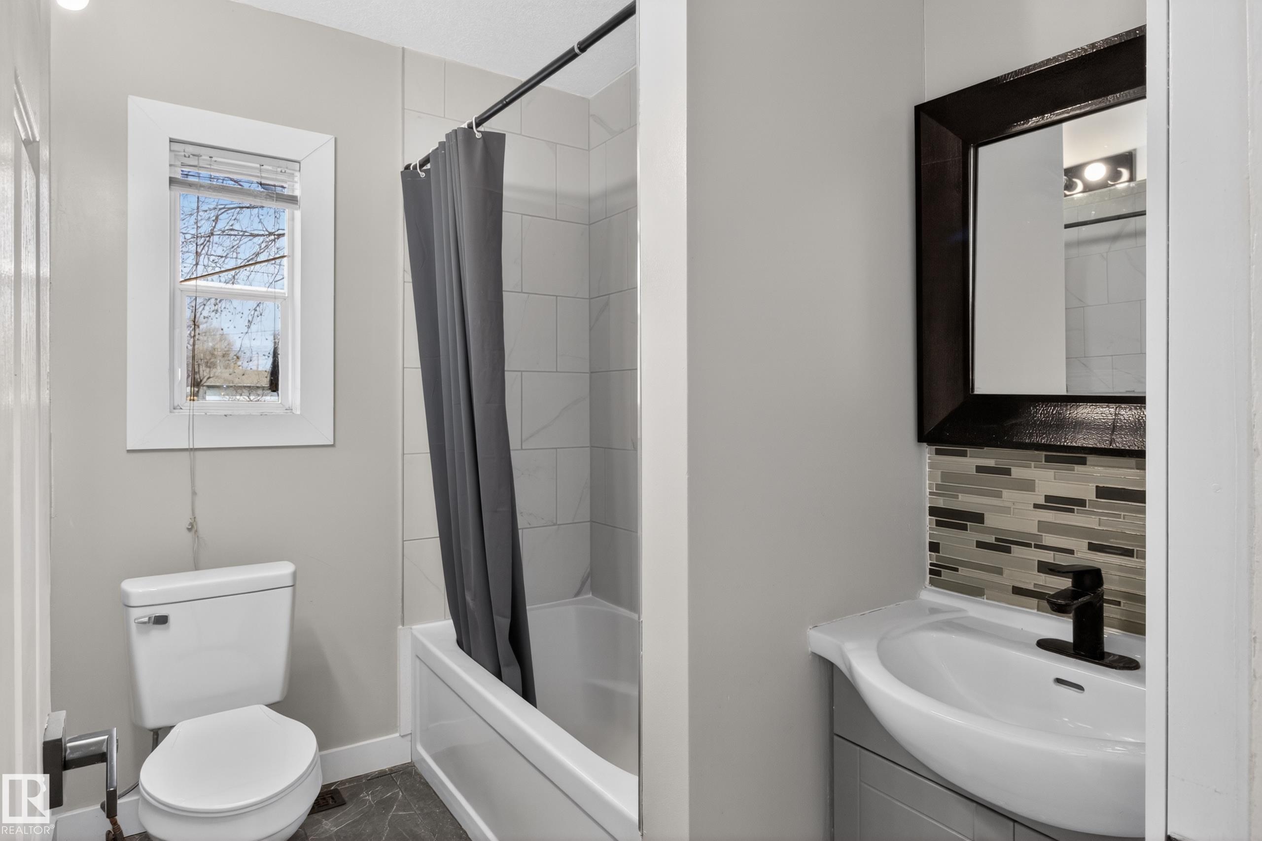 https://zimg.paragon.ice.com/ParagonImages/Property/PM/RAE/225398402/14/0/0/e5f59cfe31d756a2673c7fe5a0646f3d/1/22c39aea9719be569fb334da1d9d4fd9/225398402-a584540a-6a3f-4602-8822-088632535392.JPG