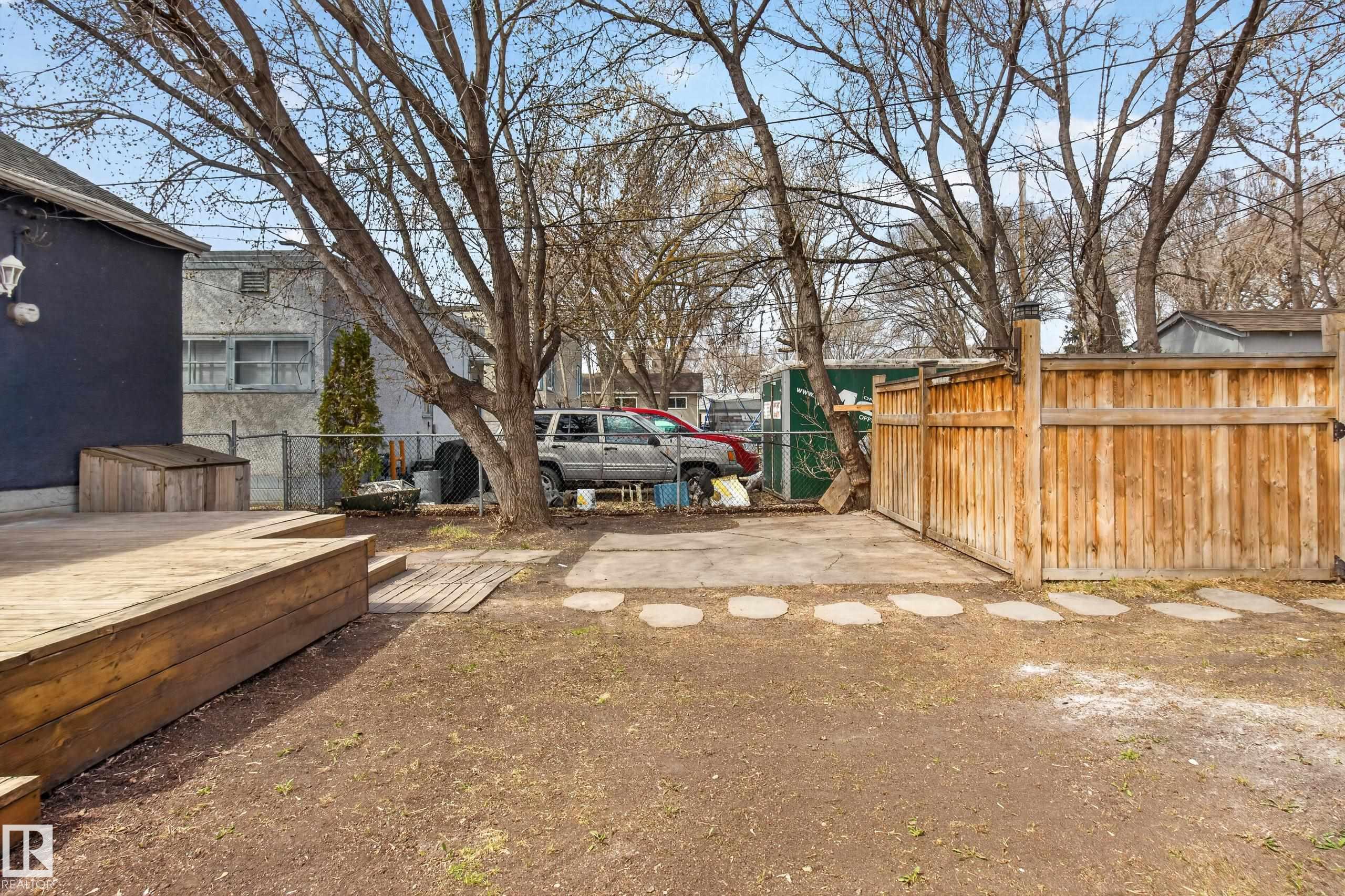 https://zimg.paragon.ice.com/ParagonImages/Property/PM/RAE/225398402/44/0/0/5111f25de8cb5f4009e9c7a3e99ece48/1/22c39aea9719be569fb334da1d9d4fd9/225398402-0f99aa4e-9eeb-453e-b8ff-ead0e5c3fa83.JPG