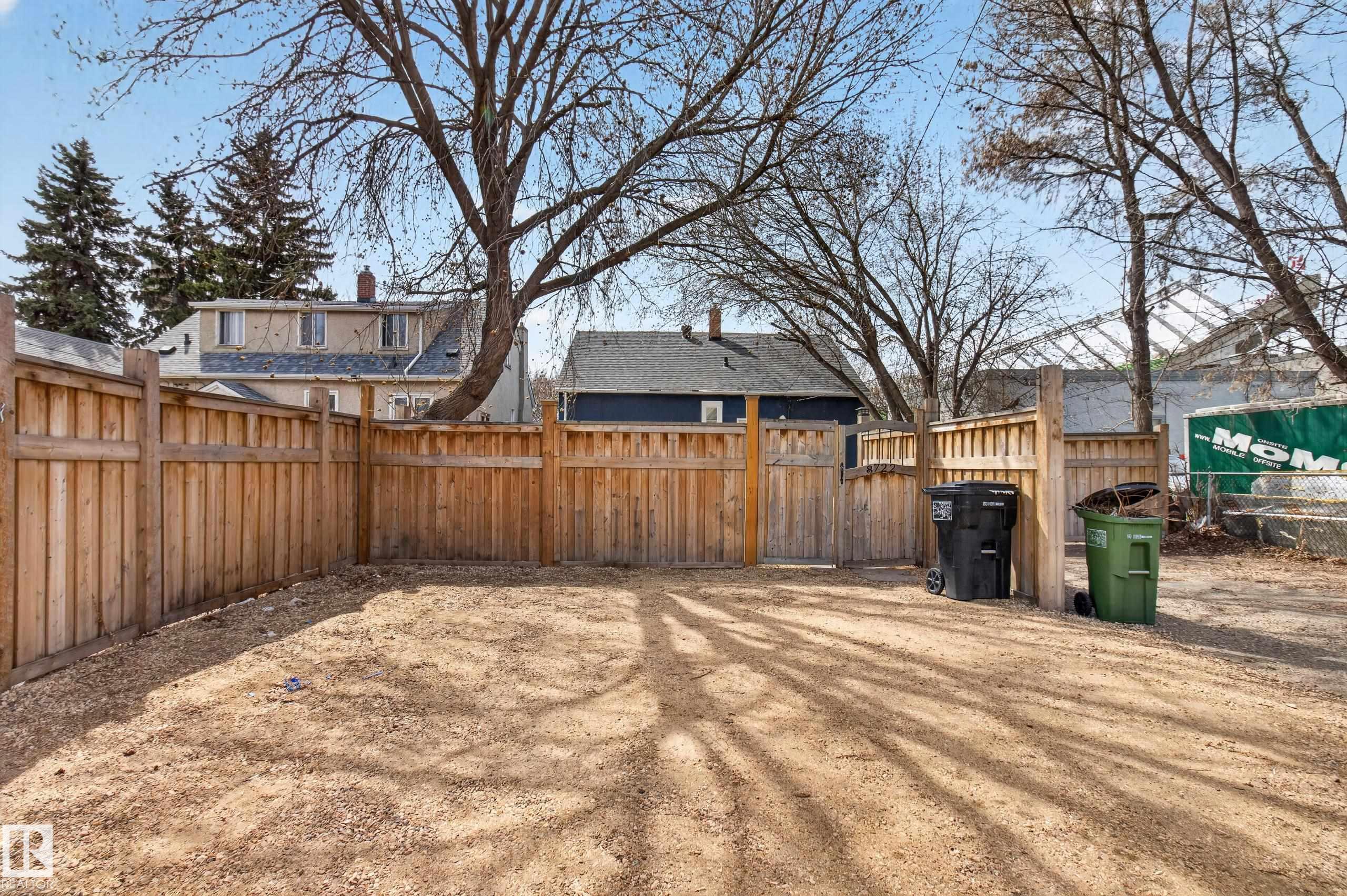 https://zimg.paragon.ice.com/ParagonImages/Property/PM/RAE/225398402/49/0/0/8c75fa39e74e1f9e743e233efe05f1df/1/22c39aea9719be569fb334da1d9d4fd9/225398402-b3b57ba2-b379-4097-ac42-c81763ac9a5b.JPG