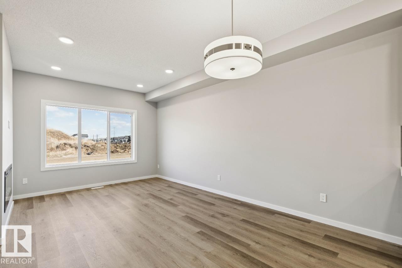 https://zimg.paragon.ice.com/ParagonImages/Property/PM/RAE/225398405/11/0/0/ef710d1d376d17451f3ea918e5089dcc/1/76700d013af143f8cb81611135ade744/225398405-ec057821-53cf-400f-8f39-1ba670ef1b2e.JPG