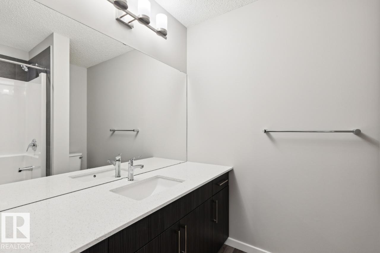 https://zimg.paragon.ice.com/ParagonImages/Property/PM/RAE/225398405/24/0/0/f6025809b69e302c716486023c961d4f/1/76700d013af143f8cb81611135ade744/225398405-428e4661-3ca7-48d2-aaf4-20978f1d0076.JPG