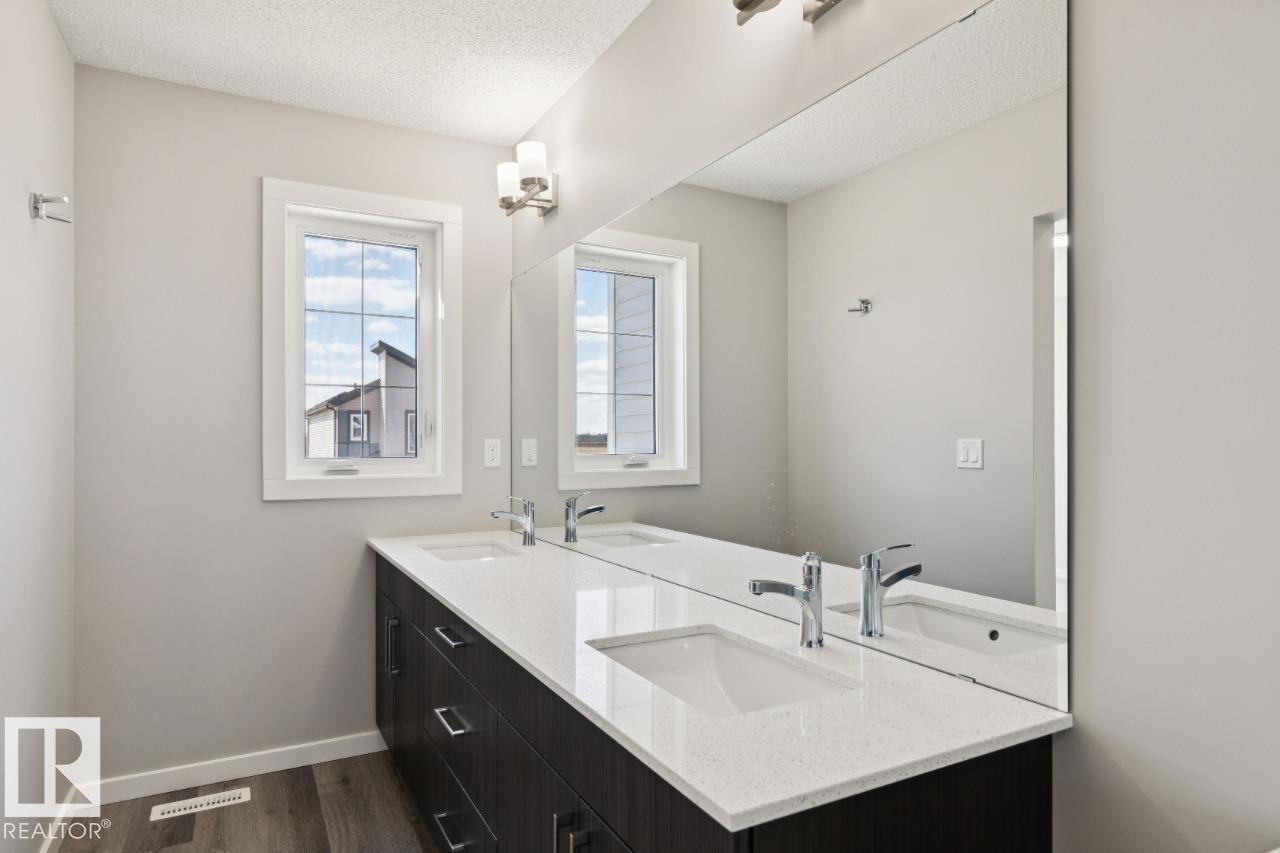 https://zimg.paragon.ice.com/ParagonImages/Property/PM/RAE/225398405/27/0/0/9b181ac1e47525d32b3adf6f4fd02e17/1/76700d013af143f8cb81611135ade744/225398405-1abdfc69-7a79-4e43-be98-59d36db882cf.JPG