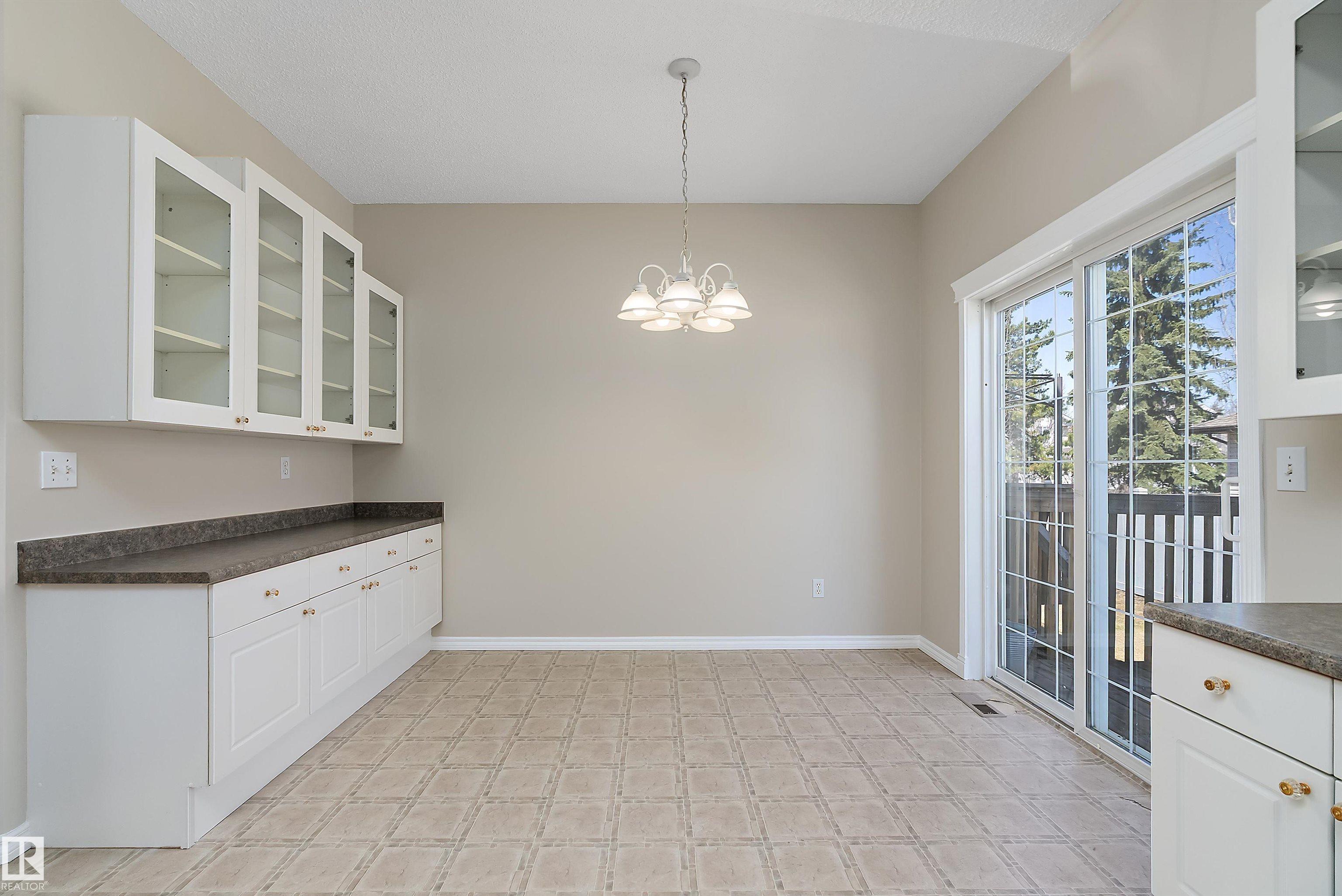Photo 16 at 4 - 1780 Glastonbury Boulevard NW, Glastonbury, Edmonton