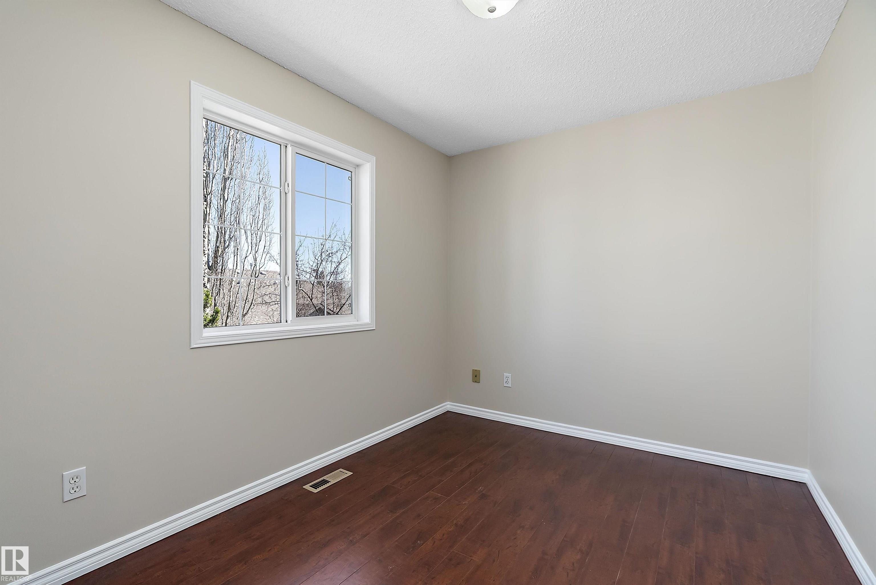 Photo 22 at 4 - 1780 Glastonbury Boulevard NW, Glastonbury, Edmonton