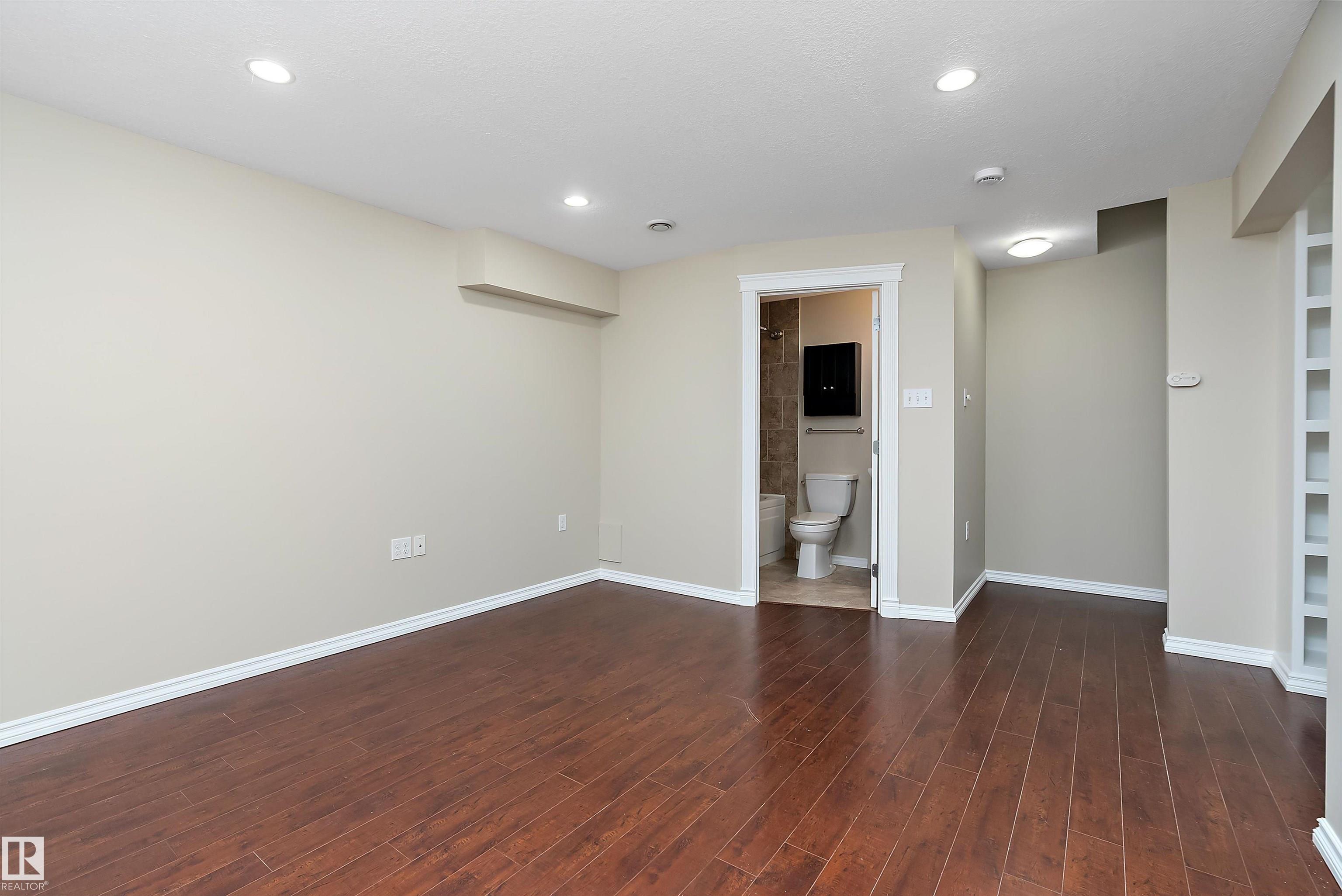 Photo 32 at 4 - 1780 Glastonbury Boulevard NW, Glastonbury, Edmonton
