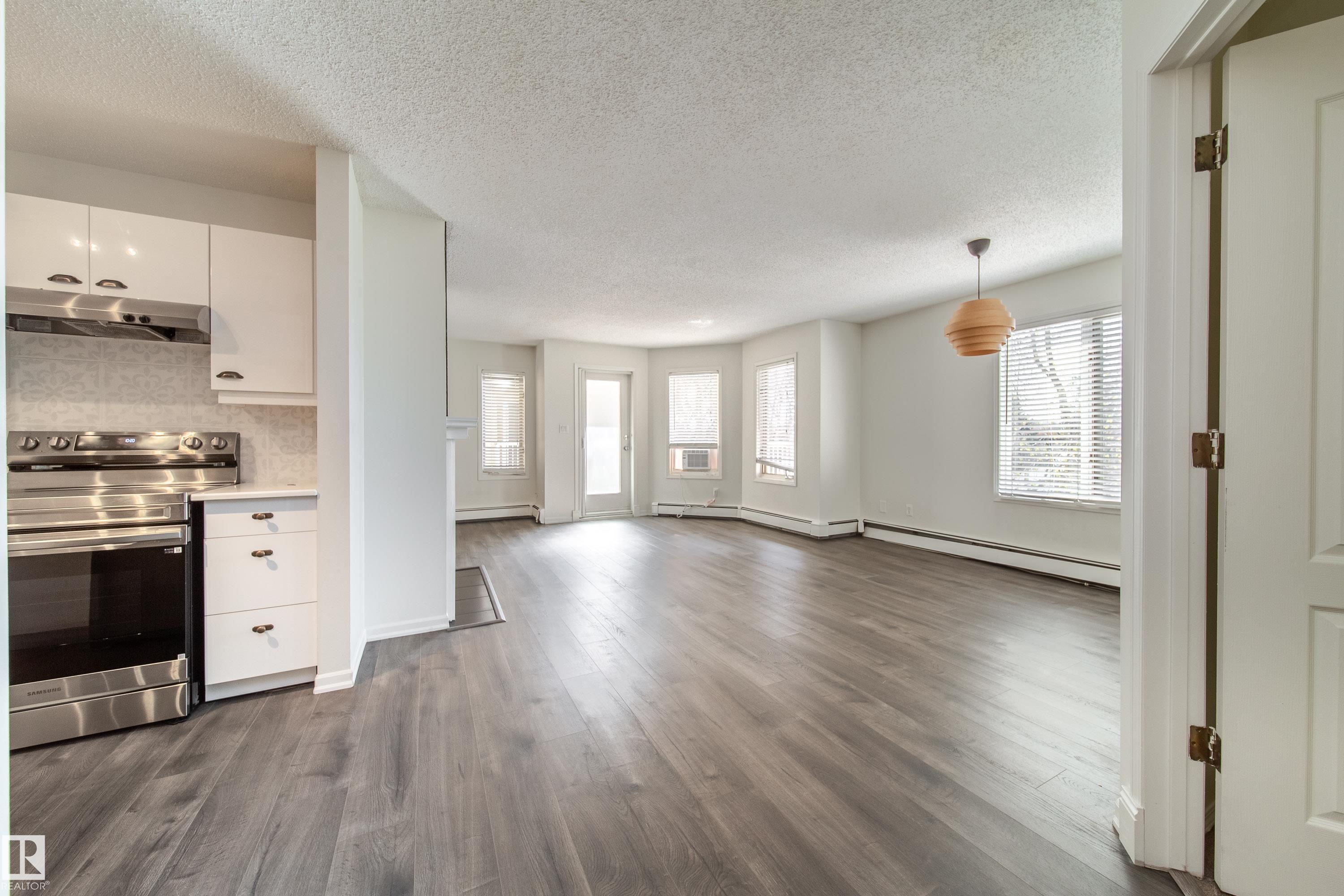 302 - 9138 83 Avenue NW, Bonnie Doon, Edmonton