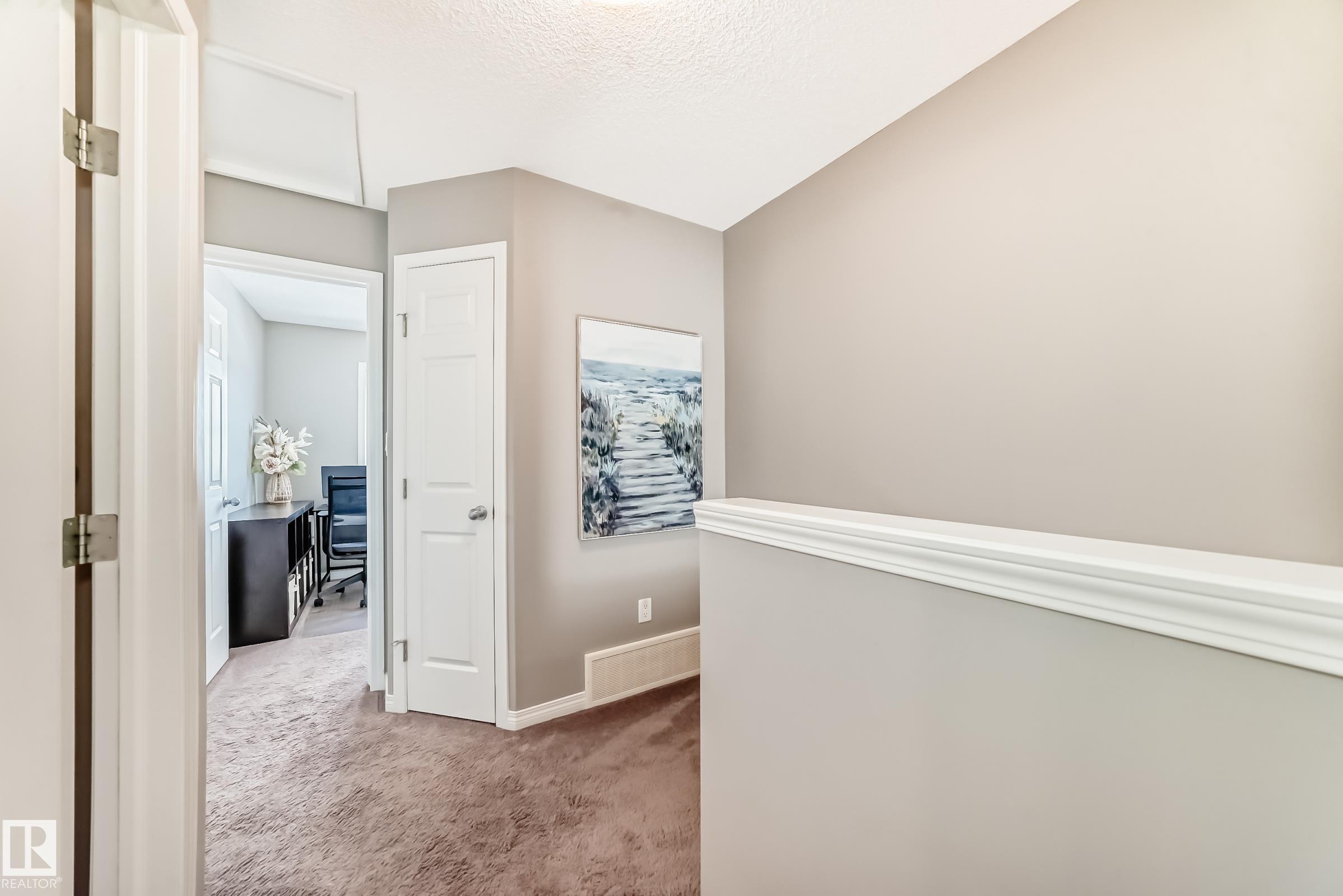 https://zimg.paragon.ice.com/ParagonImages/Property/PM/RAE/225398419/23/0/0/b68232acd62a707ab9ff0aab9e1f8aa8/1/29c70483d2e16368a0d033d9fb4294a7/225398419-CB06EE5B-39A8-41B8-96F9-C5619533C498.JPG