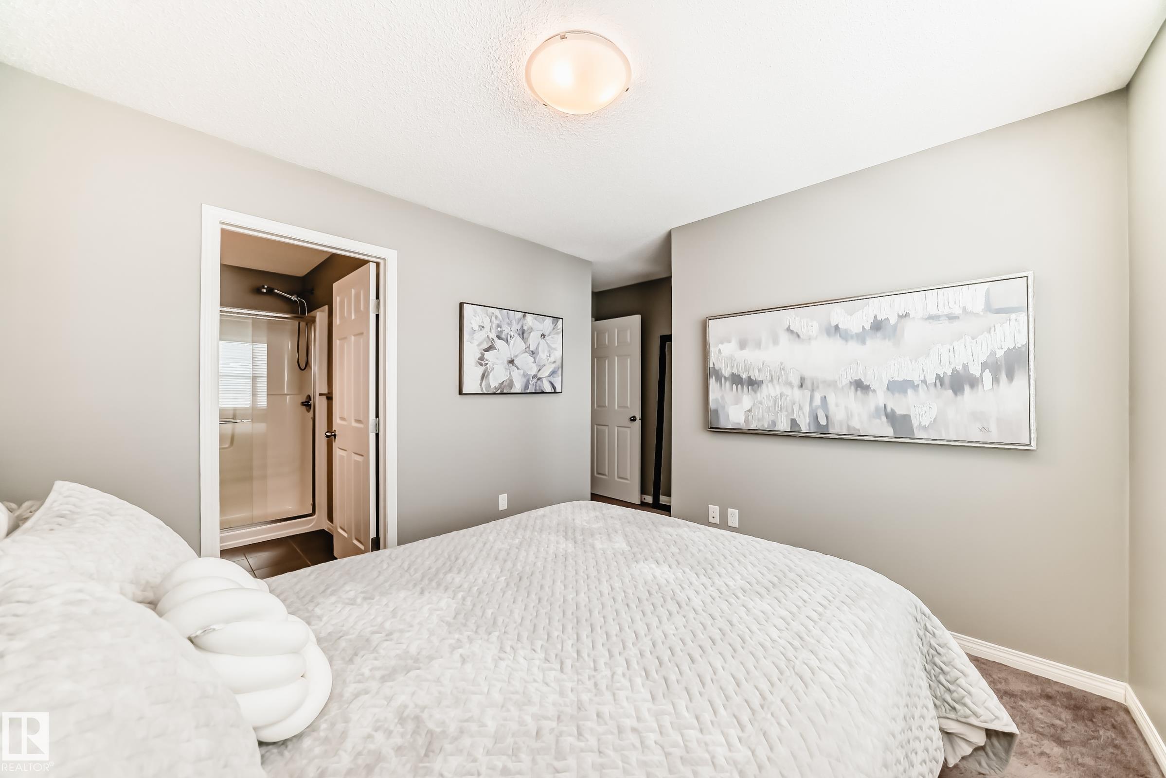 https://zimg.paragon.ice.com/ParagonImages/Property/PM/RAE/225398419/27/0/0/5ffee95a2c7f1494601ef2750b042021/1/29c70483d2e16368a0d033d9fb4294a7/225398419-FE8DC764-AE1C-4B0A-A9AB-B736306F800E.JPG