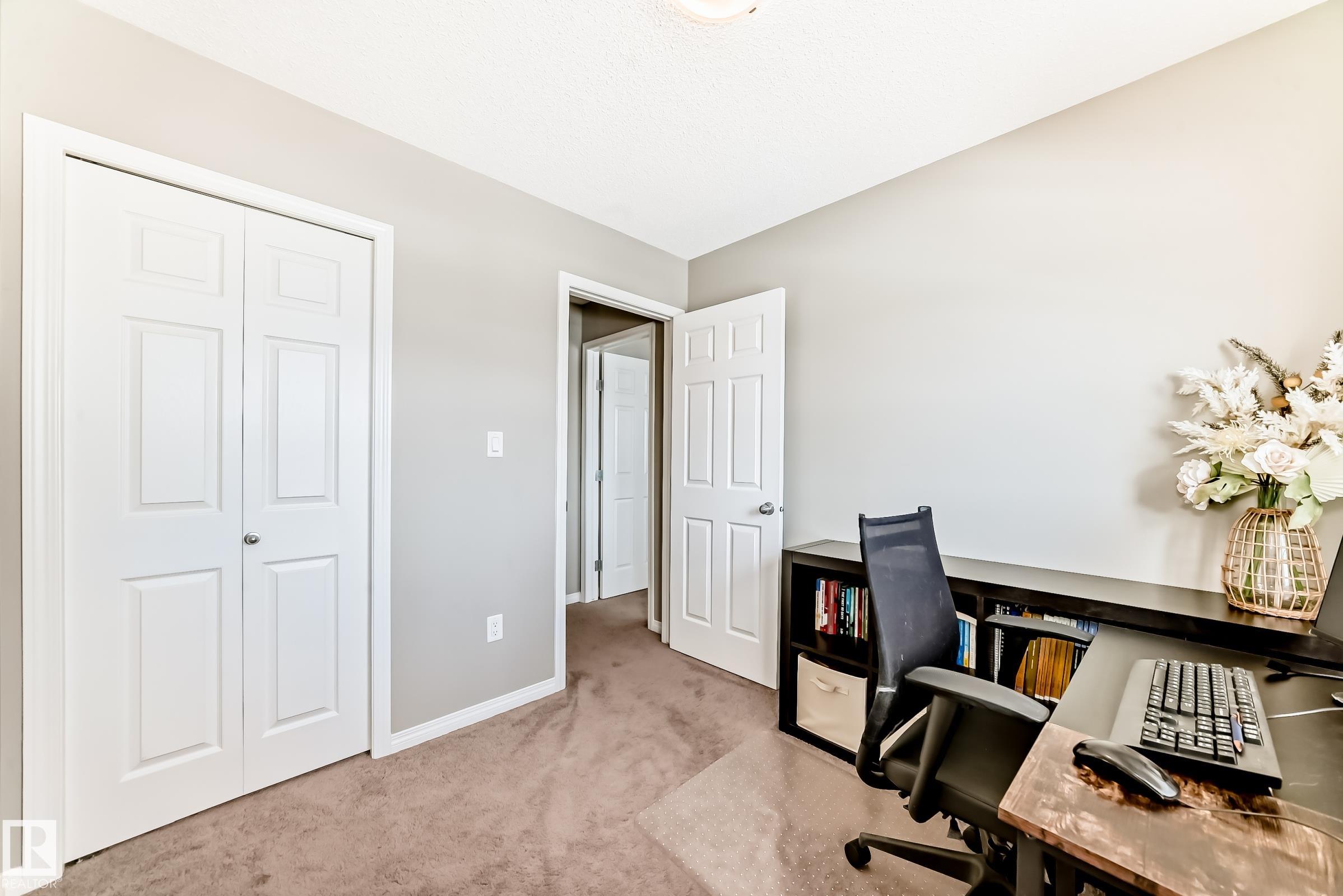 https://zimg.paragon.ice.com/ParagonImages/Property/PM/RAE/225398419/34/0/0/b29b16a7c7145e8c319ececaf8dee9f1/1/29c70483d2e16368a0d033d9fb4294a7/225398419-3F439B6C-137E-490D-B64A-56AD53B066AA.JPG