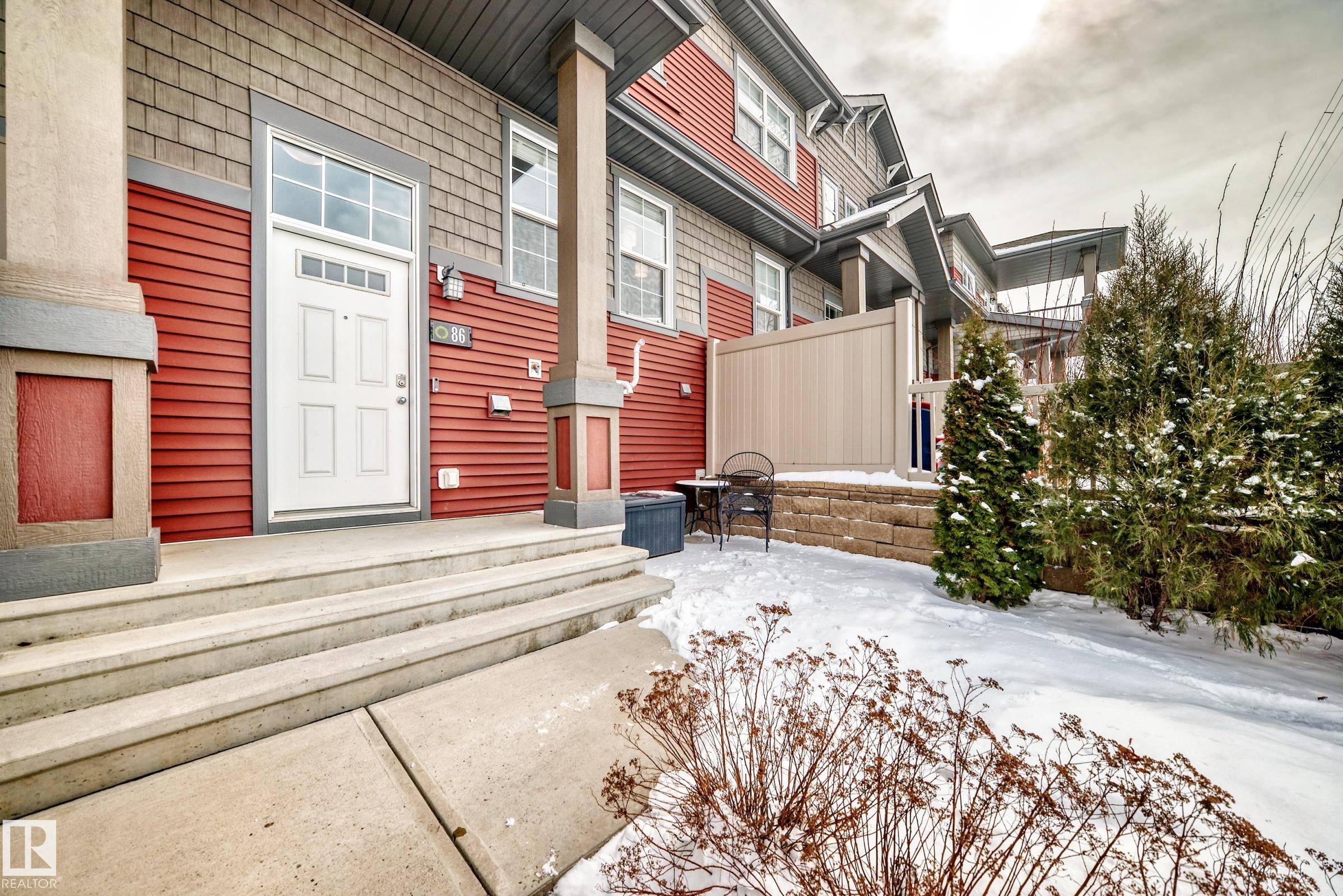 https://zimg.paragon.ice.com/ParagonImages/Property/PM/RAE/225398419/43/0/0/7a3f7ef37347fe7ab12753b7fbbd027a/1/29c70483d2e16368a0d033d9fb4294a7/225398419-09768492-79C0-4844-A02B-66B41B967B41.JPG
