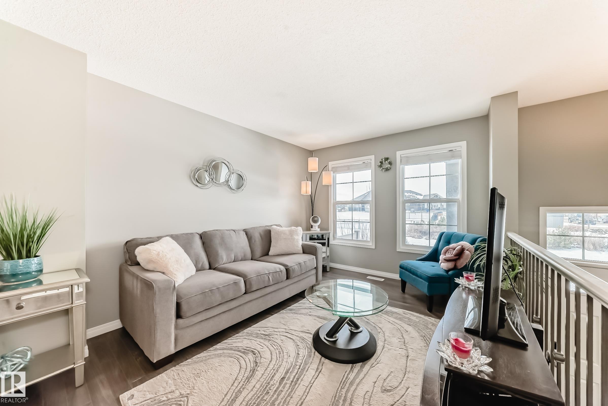 https://zimg.paragon.ice.com/ParagonImages/Property/PM/RAE/225398419/8/0/0/1b6212b76c0e1f862325ad59e7d768d7/1/29c70483d2e16368a0d033d9fb4294a7/225398419-67D1F4C0-03AF-4DDB-8E37-9173F67F91D2.JPG
