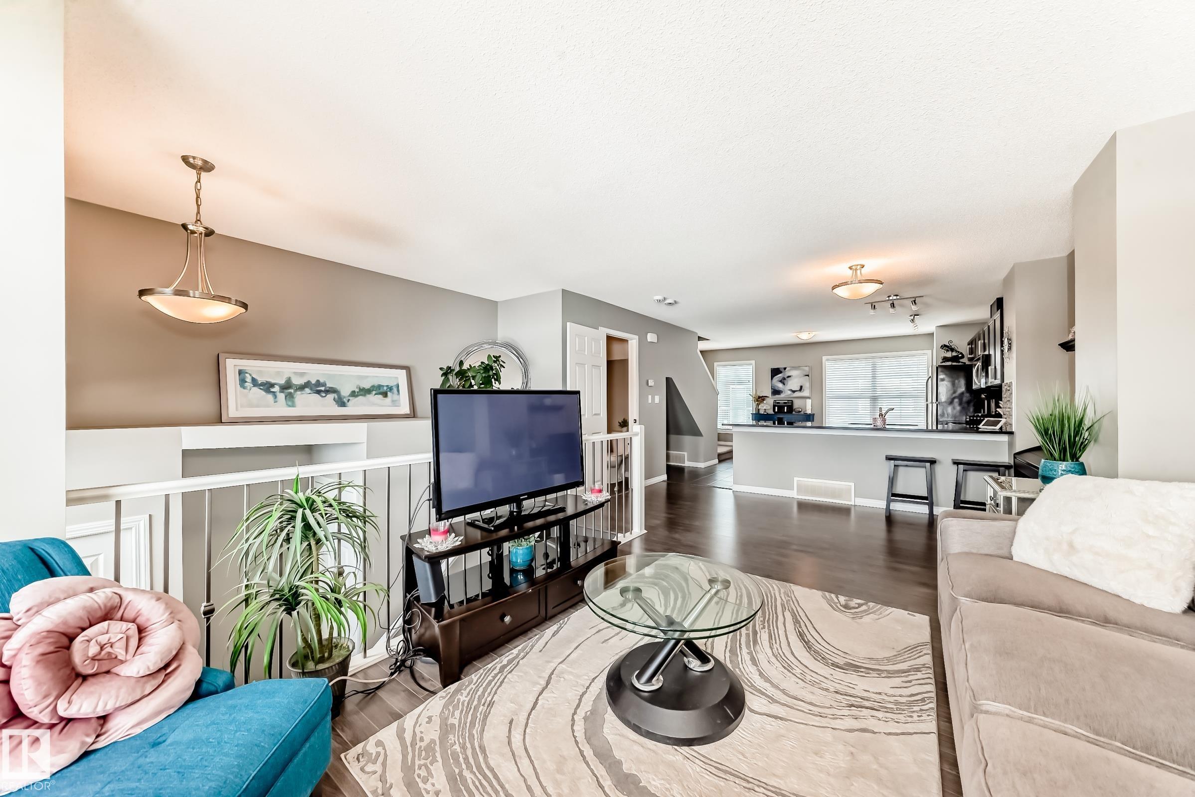 https://zimg.paragon.ice.com/ParagonImages/Property/PM/RAE/225398419/9/0/0/9ed3a715ab9cdad6d6464ad00749b6ab/1/29c70483d2e16368a0d033d9fb4294a7/225398419-60D46CC3-6EB9-4E7A-A308-1F38A1DFE226.JPG