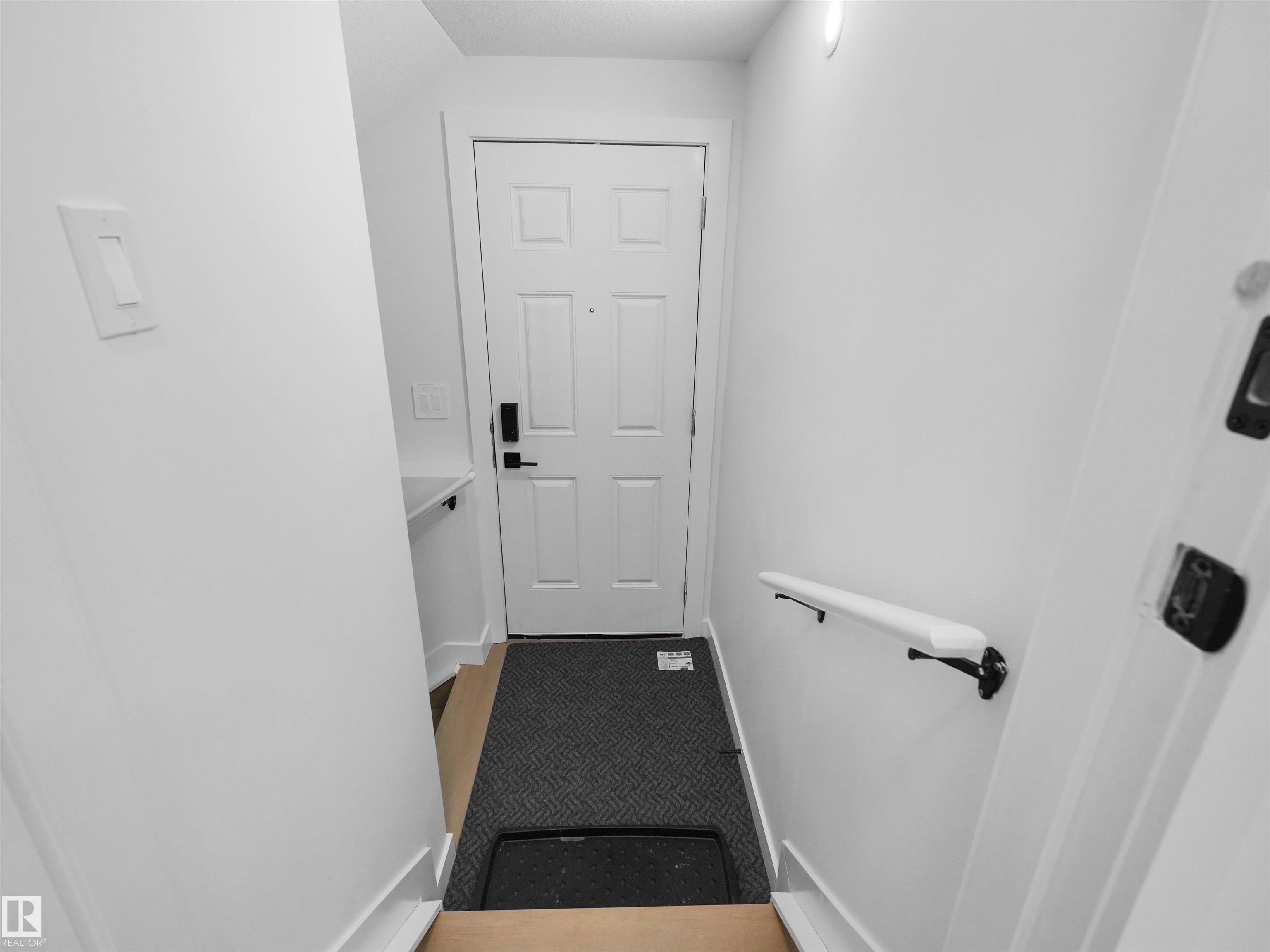 https://zimg.paragon.ice.com/ParagonImages/Property/PM/RAE/225398420/17/0/0/9352ad88eabdc31f331a07e497f2d1cf/1/9afa369f9f40c078b650ab212449f82b/225398420-aed8ae50-3572-4e1c-af6c-ad95394471d1.JPG