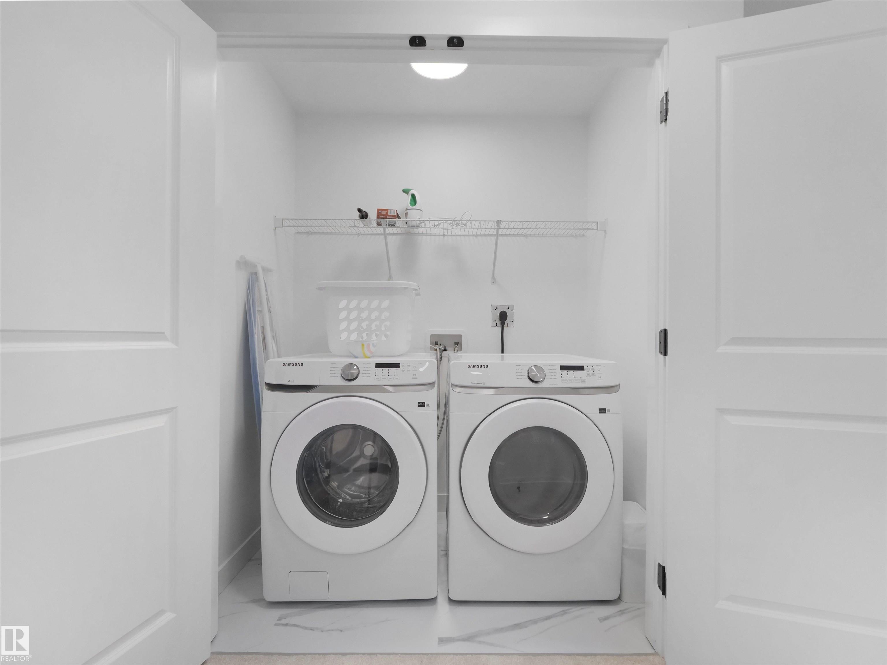 https://zimg.paragon.ice.com/ParagonImages/Property/PM/RAE/225398420/33/0/0/69771f5af1e3cfb5fa2bffb349afa285/1/9afa369f9f40c078b650ab212449f82b/225398420-44ad9f03-907c-40b7-925d-b2cb106d5c19.JPG