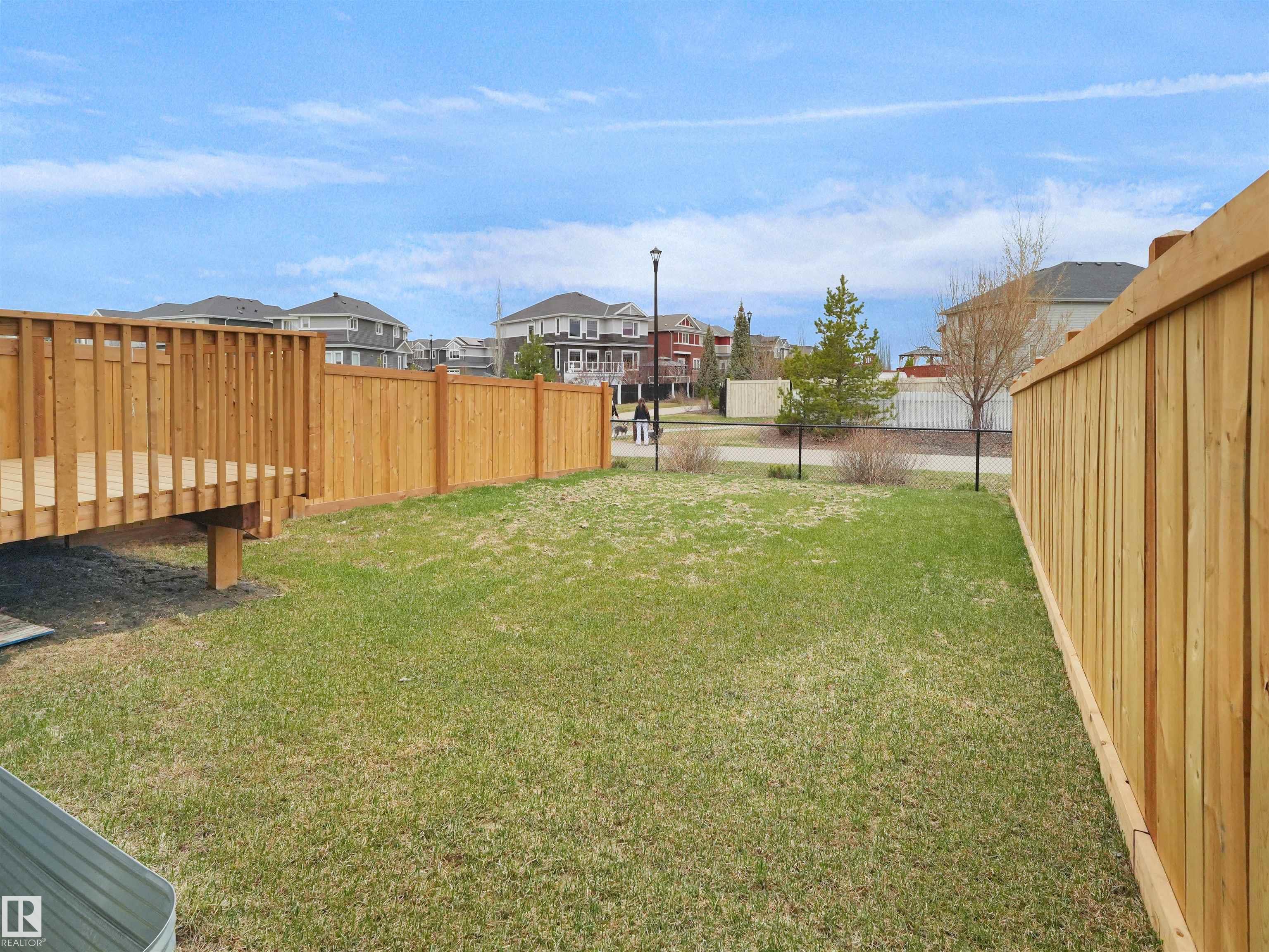 https://zimg.paragon.ice.com/ParagonImages/Property/PM/RAE/225398420/52/0/0/bcd39255f44553f2c3c38242e10def11/1/9afa369f9f40c078b650ab212449f82b/225398420-d480b30f-239e-400d-b995-96c439b91365.JPG