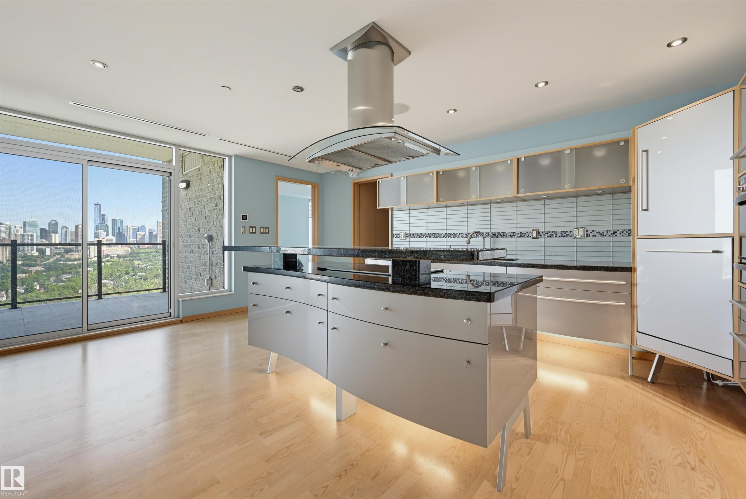 Picture for #901 10035 SASKATCHEWAN DR NW