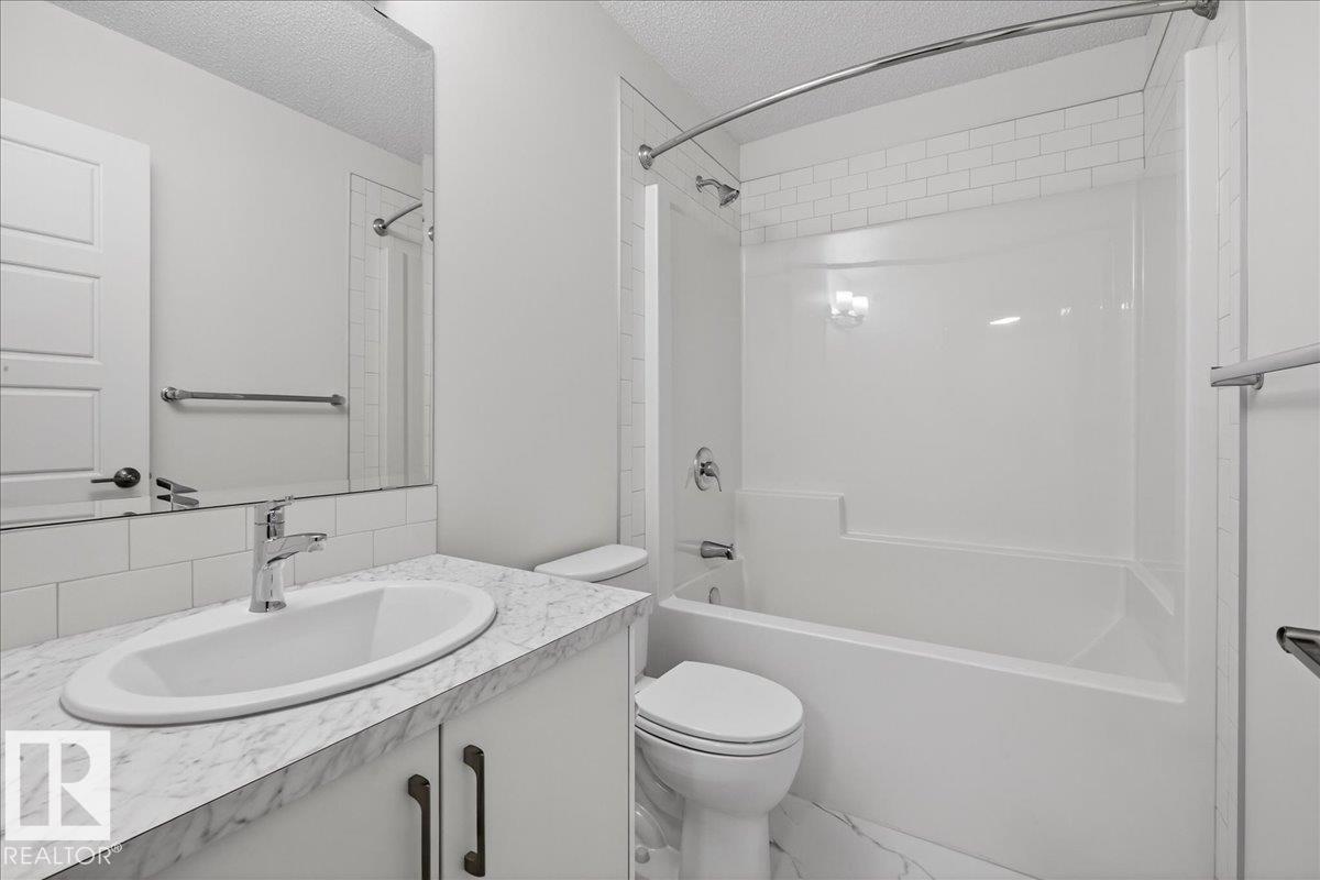Photo 10 at 5003 Kinney Link SW, Keswick, Edmonton