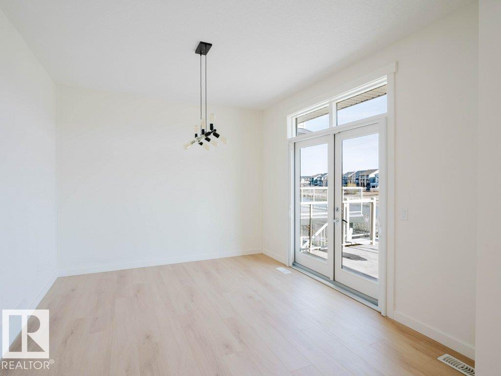 https://zimg.paragon.ice.com/ParagonImages/Property/PM/RAE/225398434/13/0/0/cc8e8f8b3fae7700061f9e5b3f347c22/1/1f1e11e3435ea277174cd4760730cdbc/225398434-b47a4423-e3a4-4110-8ef1-3c2f48a724e8.JPG