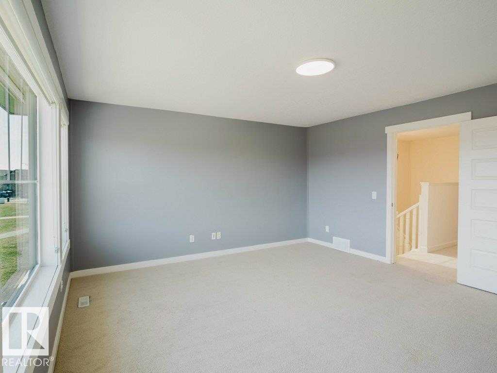 https://zimg.paragon.ice.com/ParagonImages/Property/PM/RAE/225398434/20/0/0/cc44271eaf4656bf8ef9512565fd575b/1/1f1e11e3435ea277174cd4760730cdbc/225398434-f4b6ff43-cad2-491a-acf4-785c33d64b26.JPG