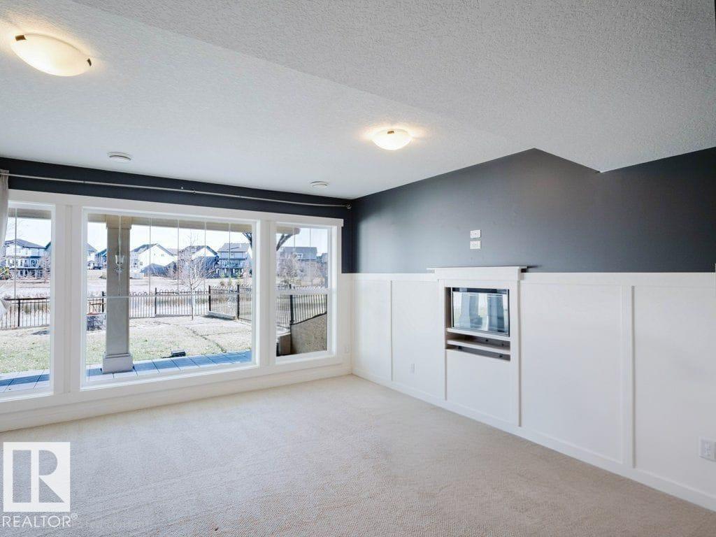https://zimg.paragon.ice.com/ParagonImages/Property/PM/RAE/225398434/33/0/0/ebe6e13666b87166e52c3e3a81490be8/1/1f1e11e3435ea277174cd4760730cdbc/225398434-0adda7ab-a36b-46a8-96dd-44744ce594d4.JPG