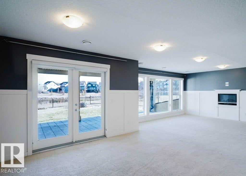 https://zimg.paragon.ice.com/ParagonImages/Property/PM/RAE/225398434/34/0/0/334bfe4f523057bf0e0ef044ef112fcf/1/1f1e11e3435ea277174cd4760730cdbc/225398434-1664d953-e82f-4299-8cf8-e2471a4e1fb8.JPG