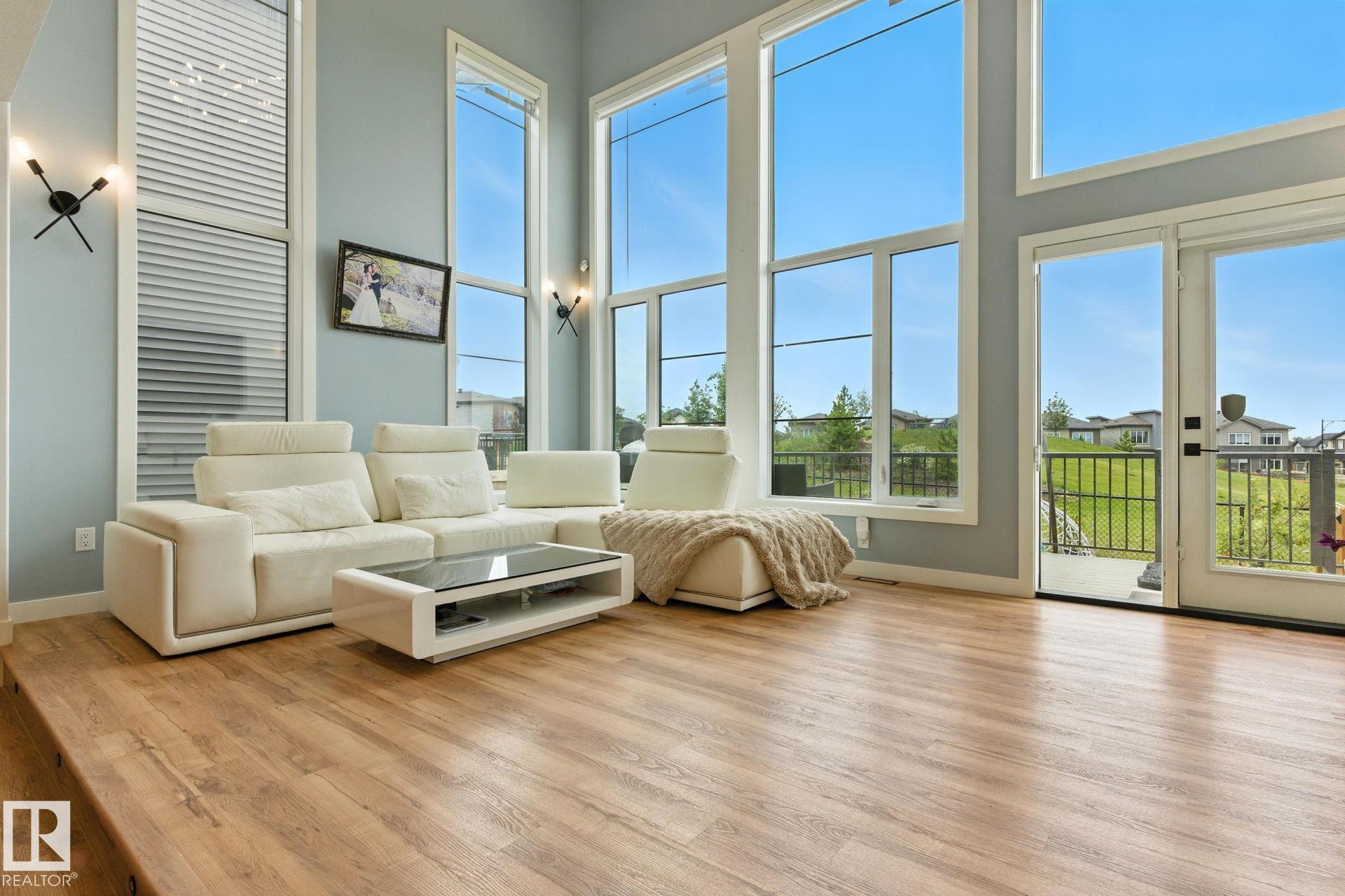 https://zimg.paragon.ice.com/ParagonImages/Property/PM/RAE/225398442/10/0/0/c97fc029ddf2c041255474b324665428/1/7eb10eddc7c9606716392f473a3815a8/225398442-BA3D1739-AF3D-4230-8ED5-B71960035738.JPG